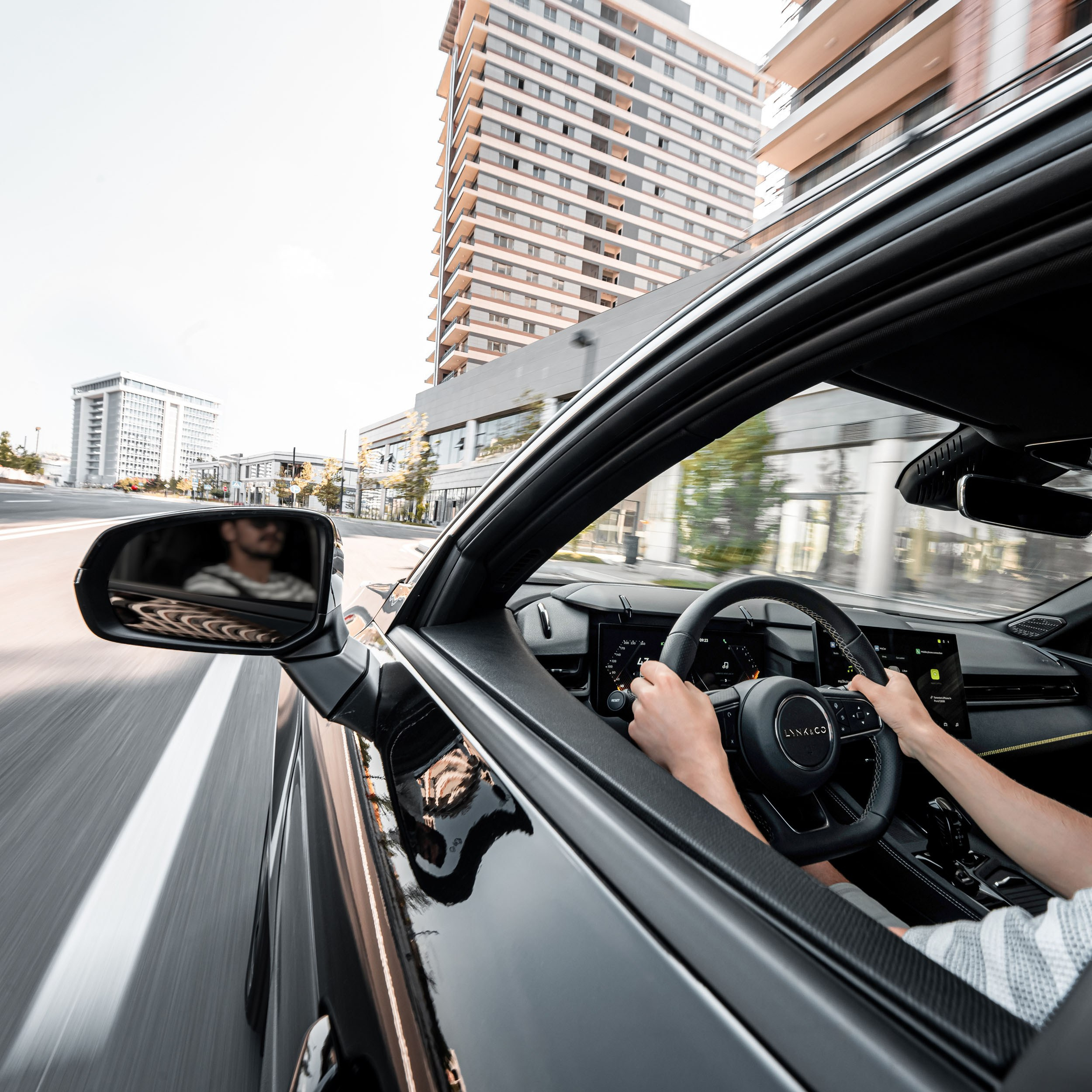 LYNK & CO. WORLDWIDE COMMERCIAL AUTOMOTIVE PHOTOGRAPHER