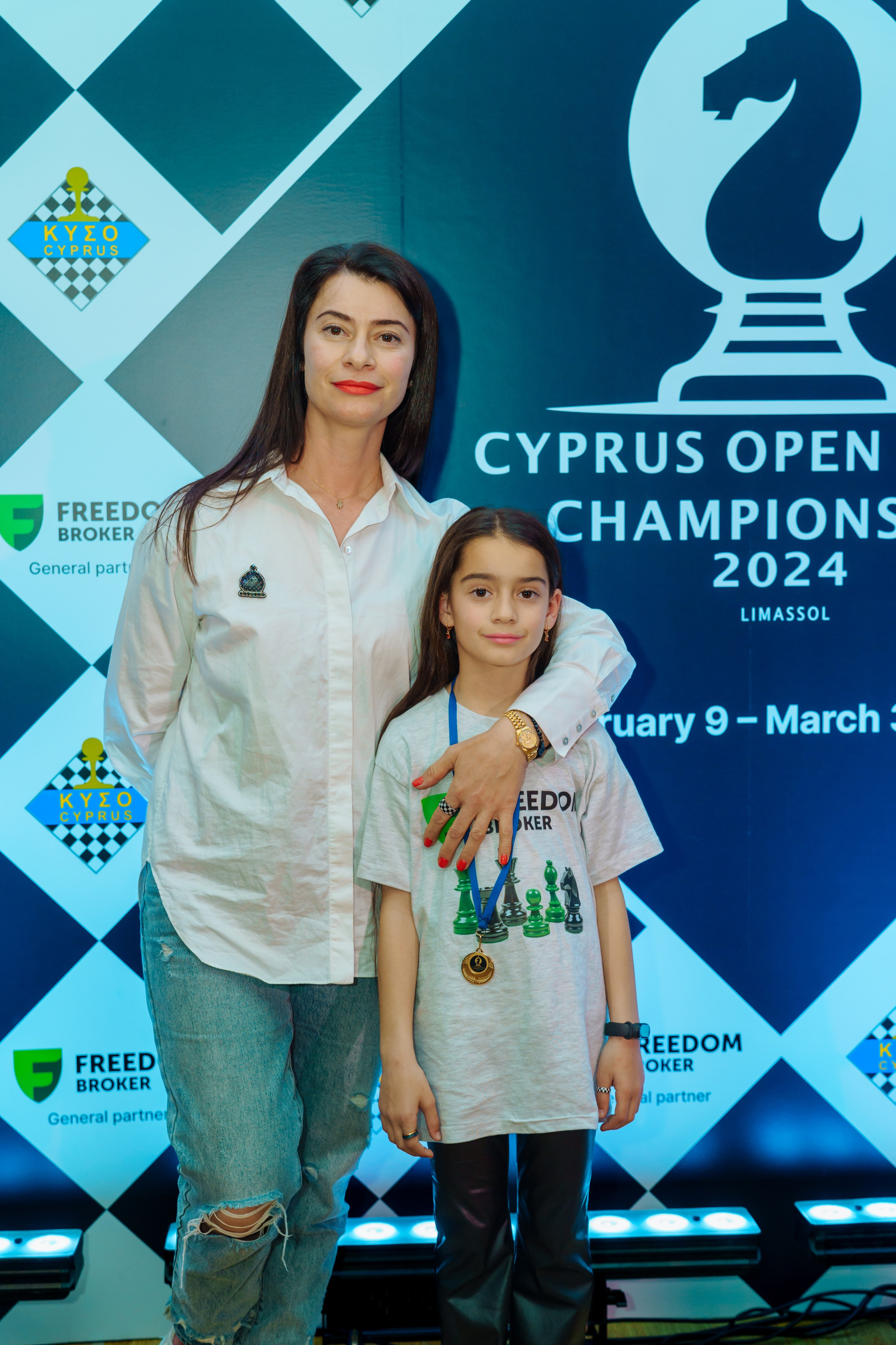 Chess. Photographer in Cyprus