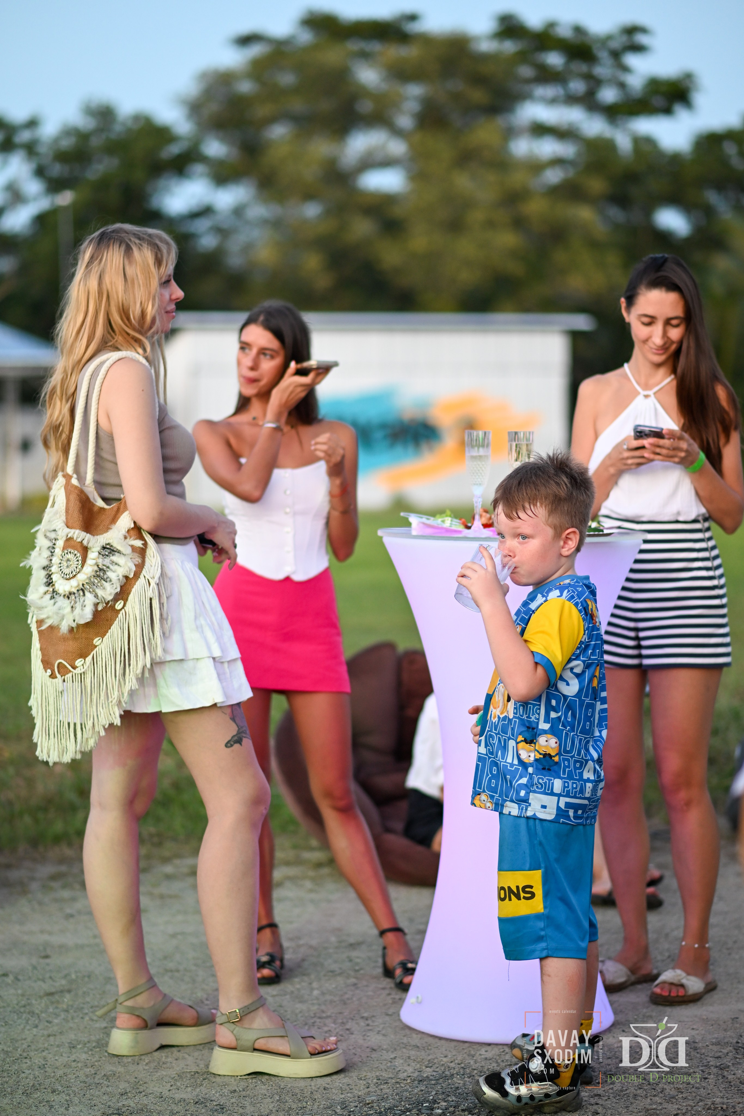 Вечеринка на аэродроме | Фоторепортаж | Афиша | DAVAYSXODIM.com PHUKET. АФИША|ФОТОРЕПОРТАЖИ|ИВЕНТЫ|ПХУКЕТ