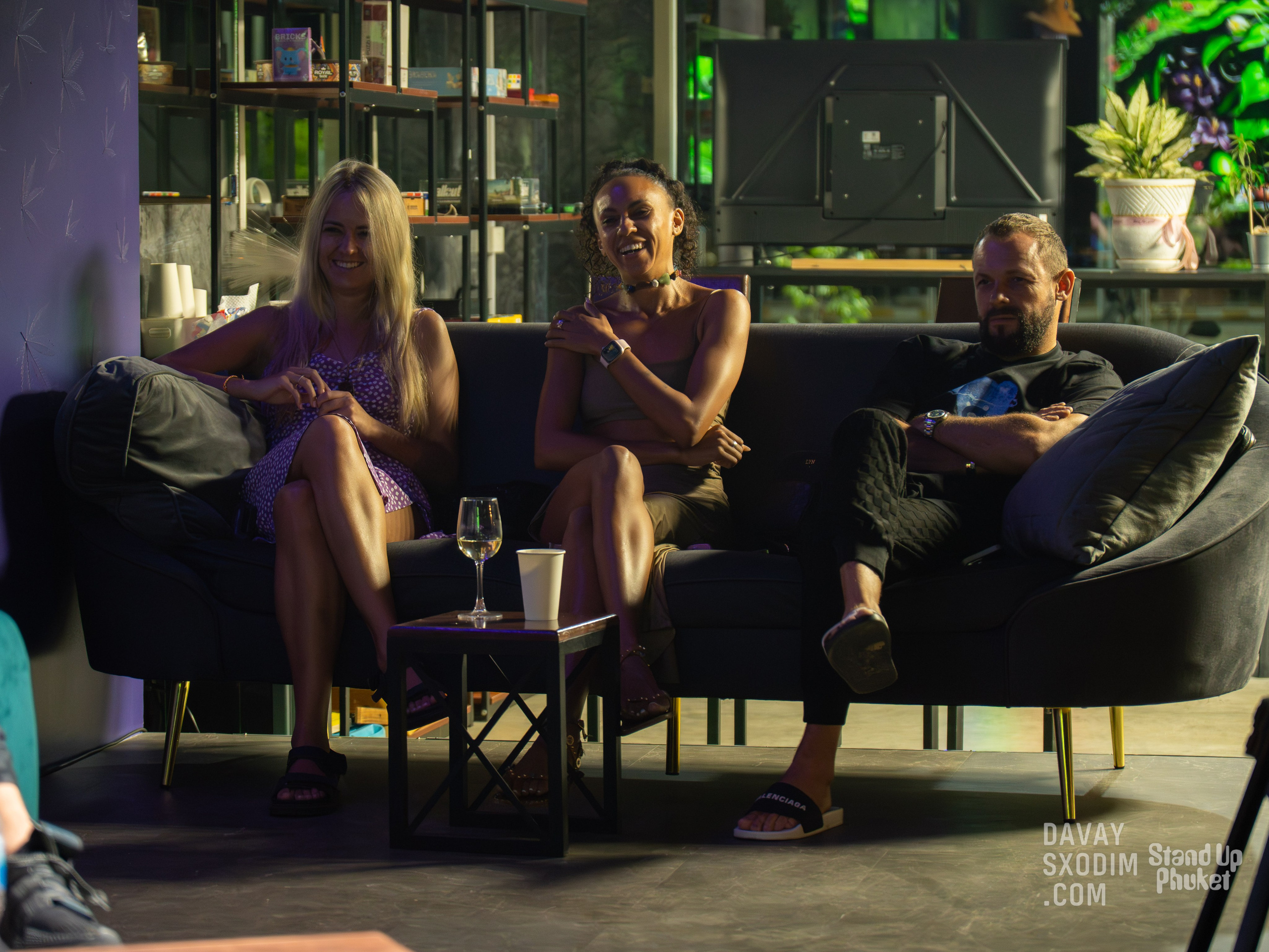 Standup-шоу «Тай-Болтай» | Фоторепортаж | Афиша | DAVAYSXODIM.com PHUKET. АФИША|ФОТОРЕПОРТАЖИ|ИВЕНТЫ|ПХУКЕТ