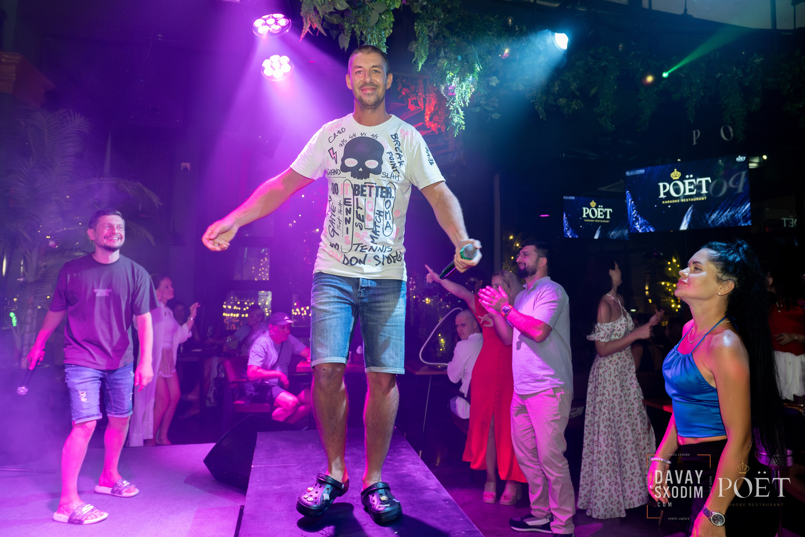 Ночь караоке | Фоторепортаж | Видеорепортаж | Афиша | DAVAYSXODIM.com PHUKET. АФИША|ФОТОРЕПОРТАЖИ|ИВЕНТЫ|ПХУКЕТ