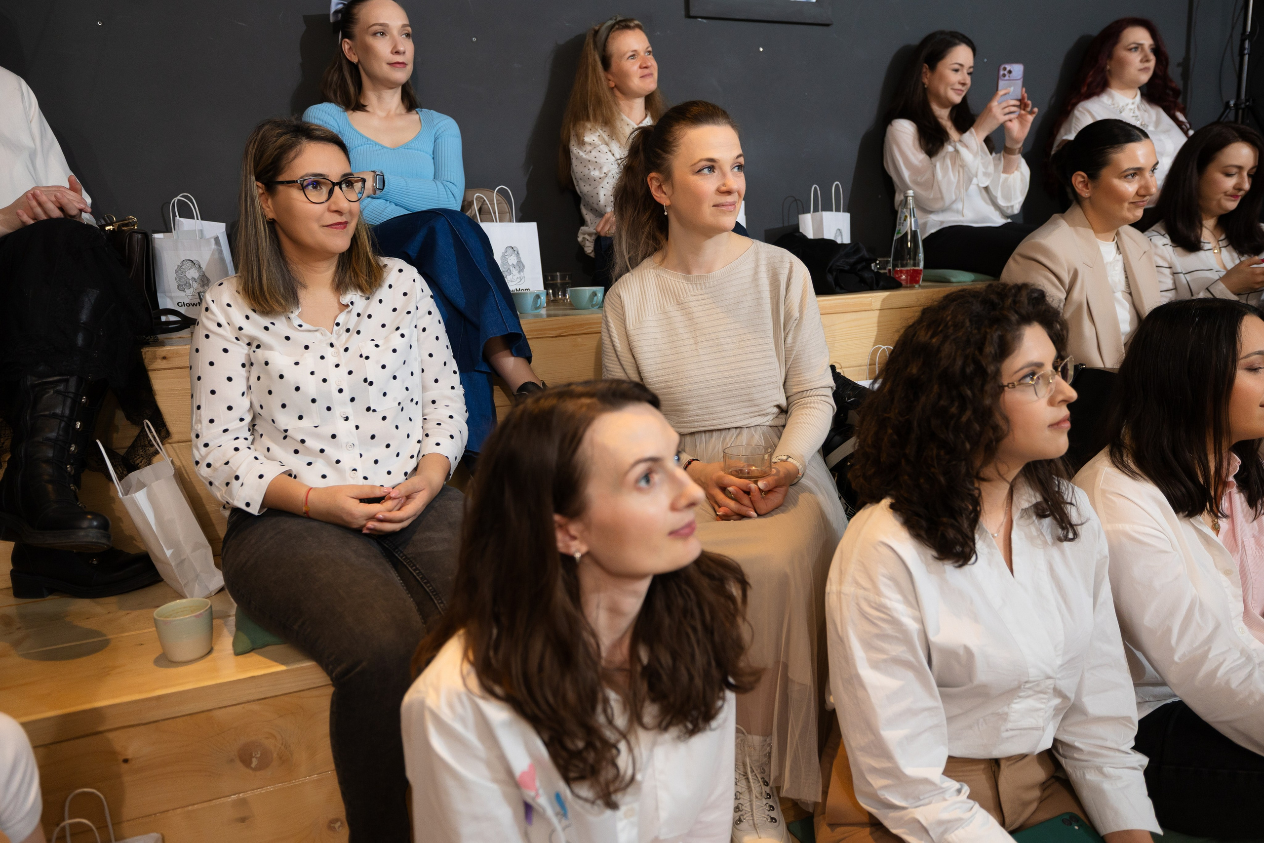 Glo Mom 1. Marius Ciocan