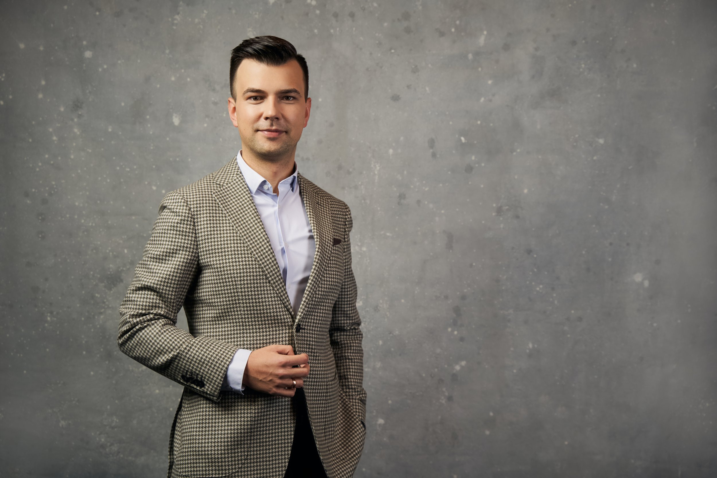 VERSLO PORTRETAI. Fotografas Jevgenijus Misevič — misevicphoto.com