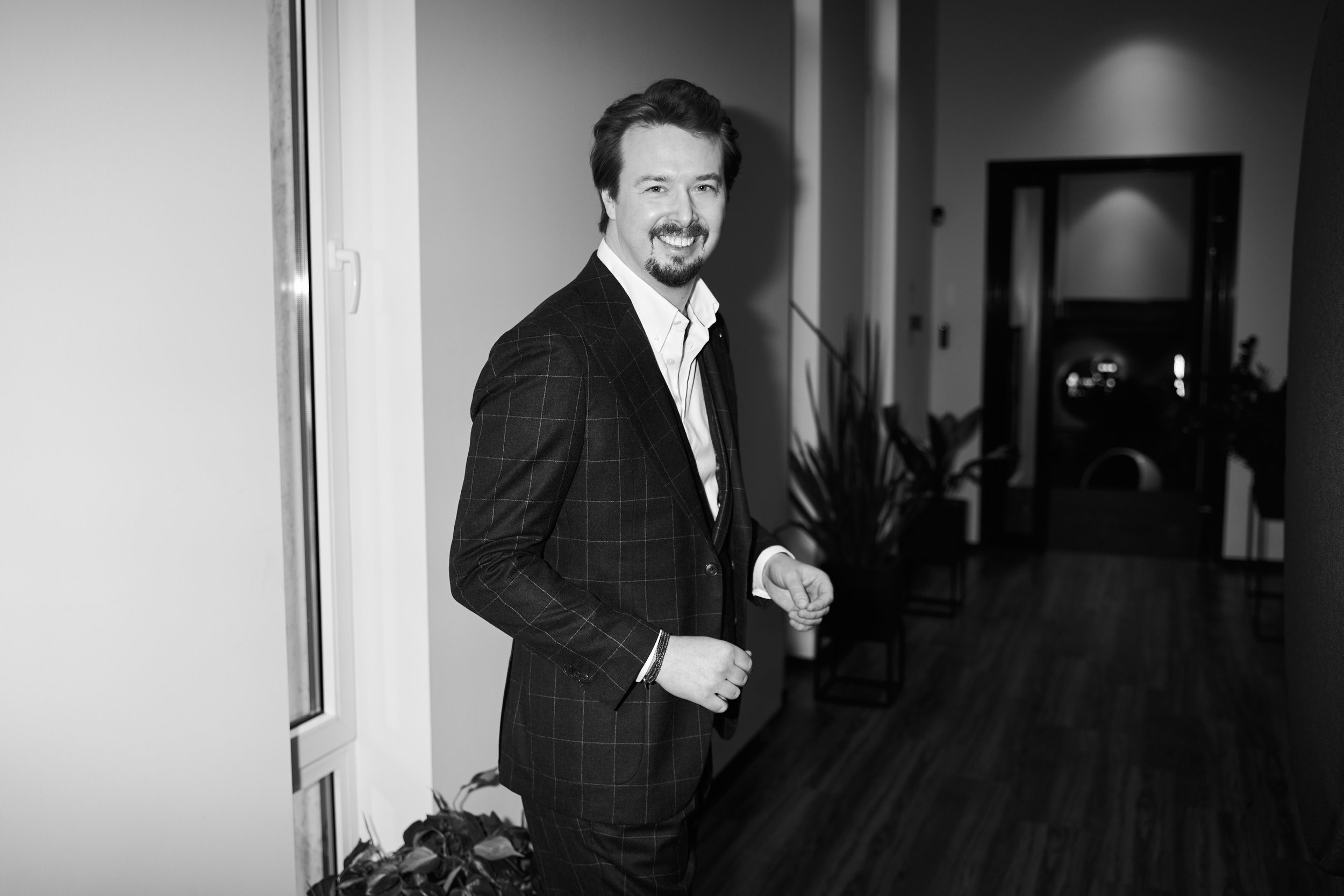 VERSLO PORTRETAI. Fotografas Jevgenijus Misevič — misevicphoto.com