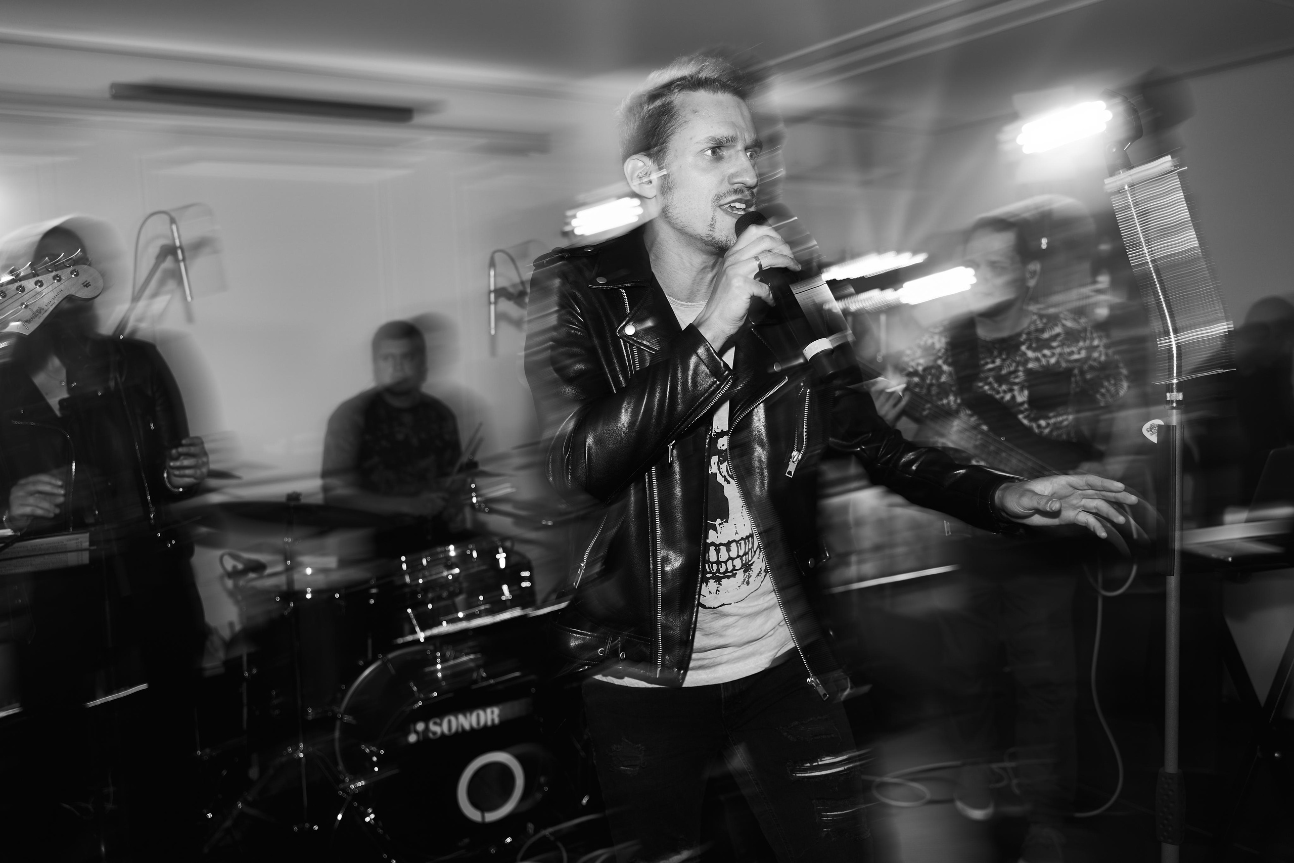 Renginių fotografas Jevgenijus Misevič. Fotografas Jevgenijus Misevič — misevicphoto.com