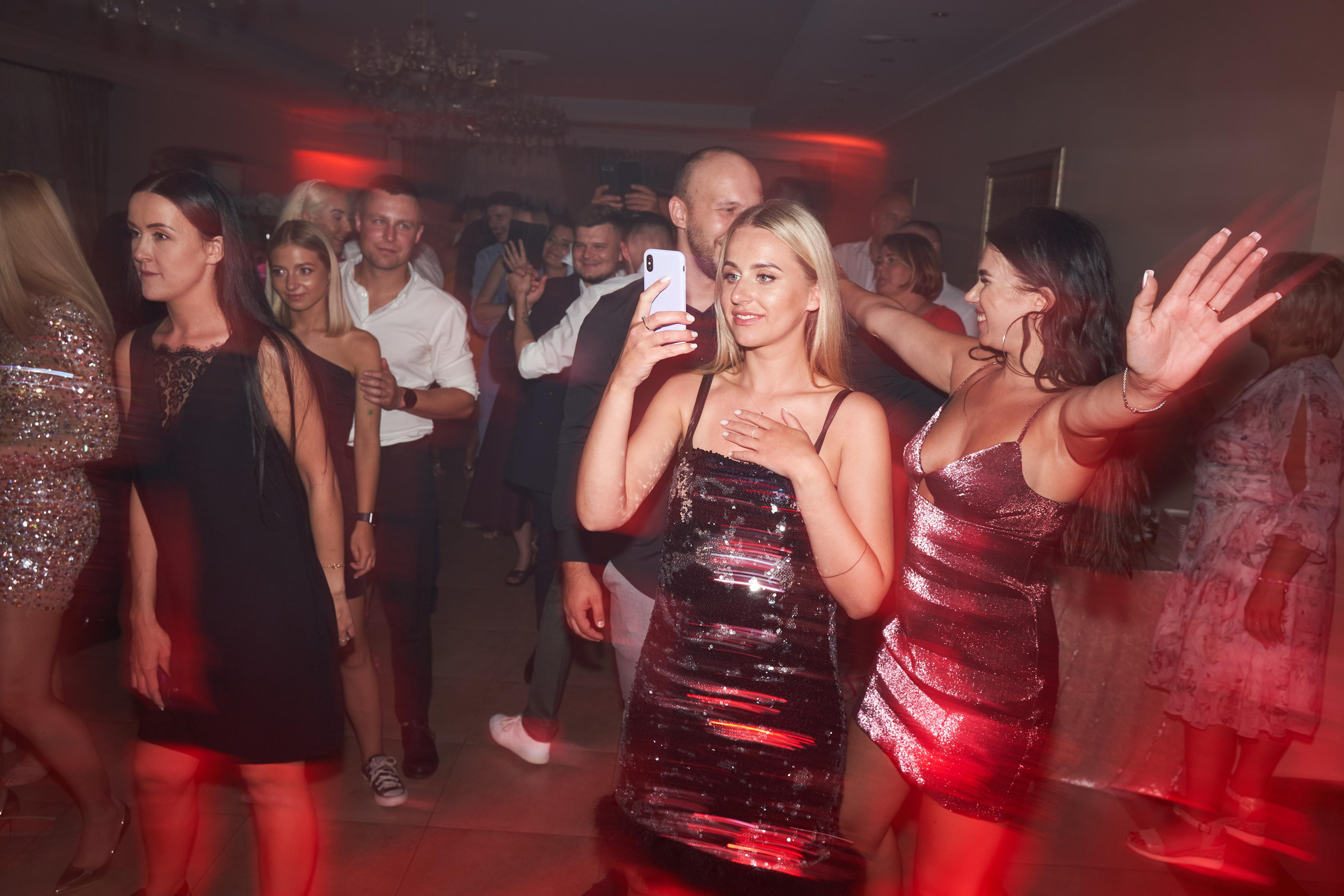 Renginių fotografas Jevgenijus Misevič. Fotografas Jevgenijus Misevič — misevicphoto.com