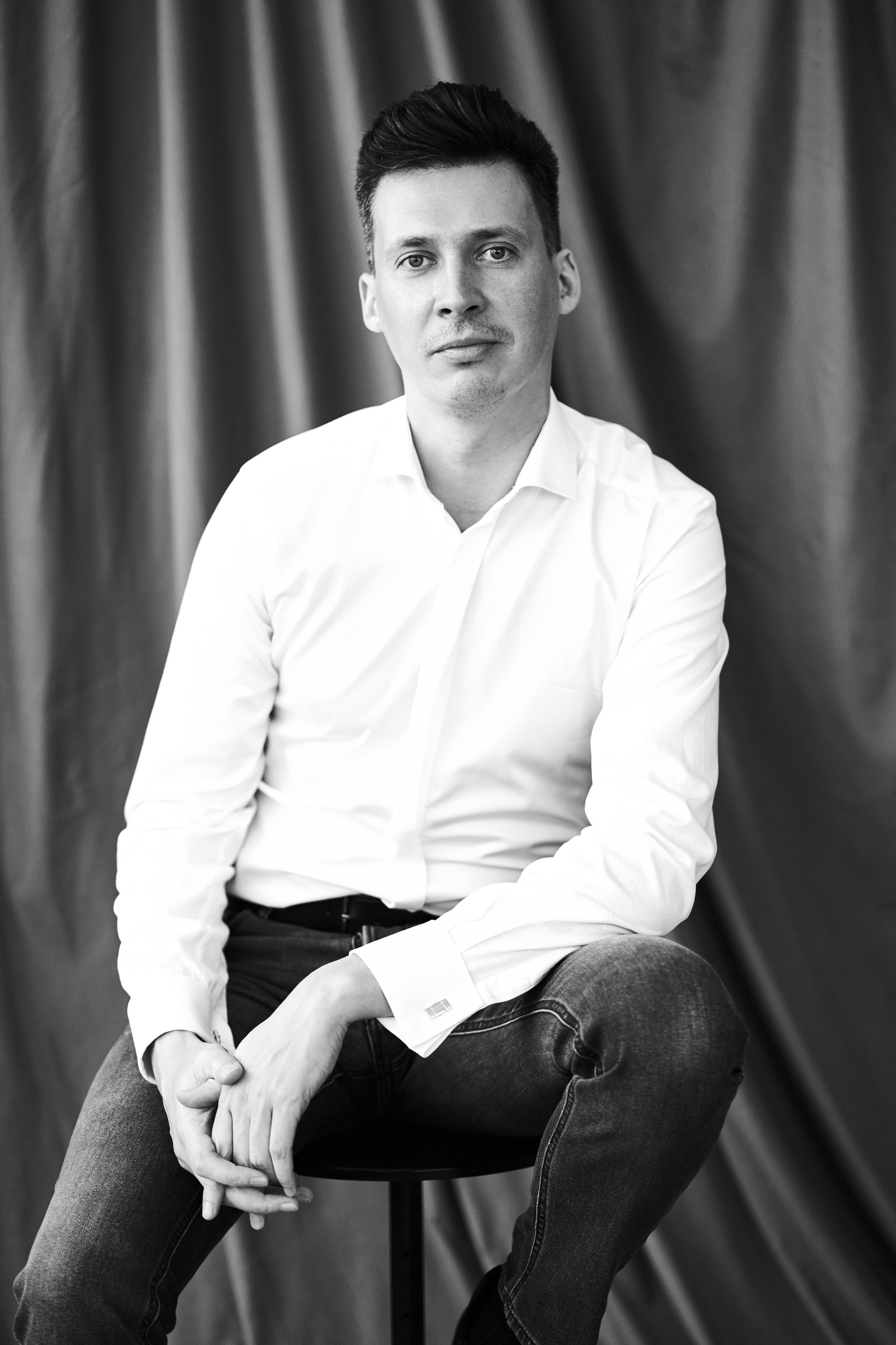 VERSLO PORTRETAI. Fotografas Jevgenijus Misevič — misevicphoto.com