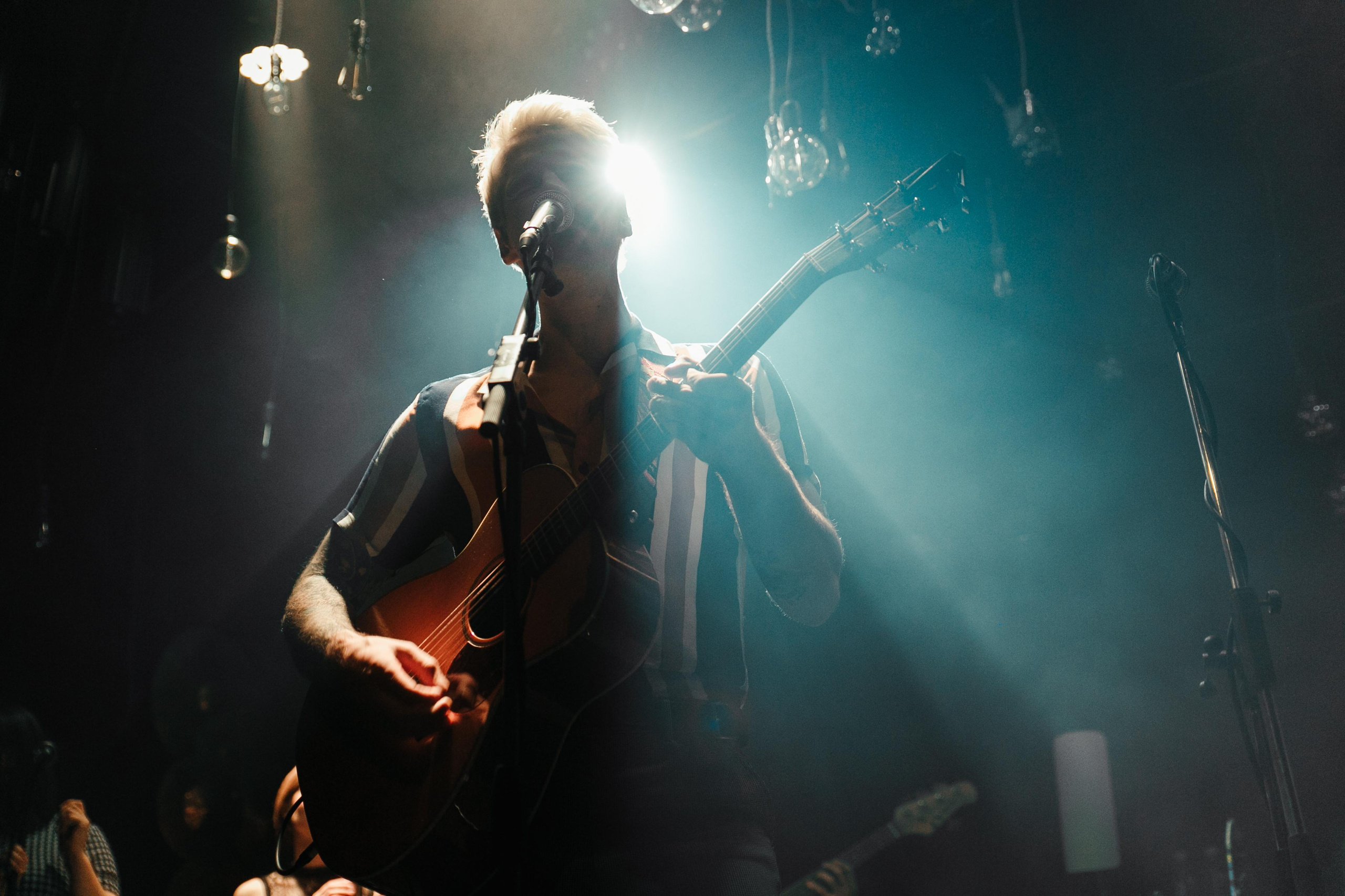 Renginių fotografas Jevgenijus Misevič. Fotografas Jevgenijus Misevič — misevicphoto.com