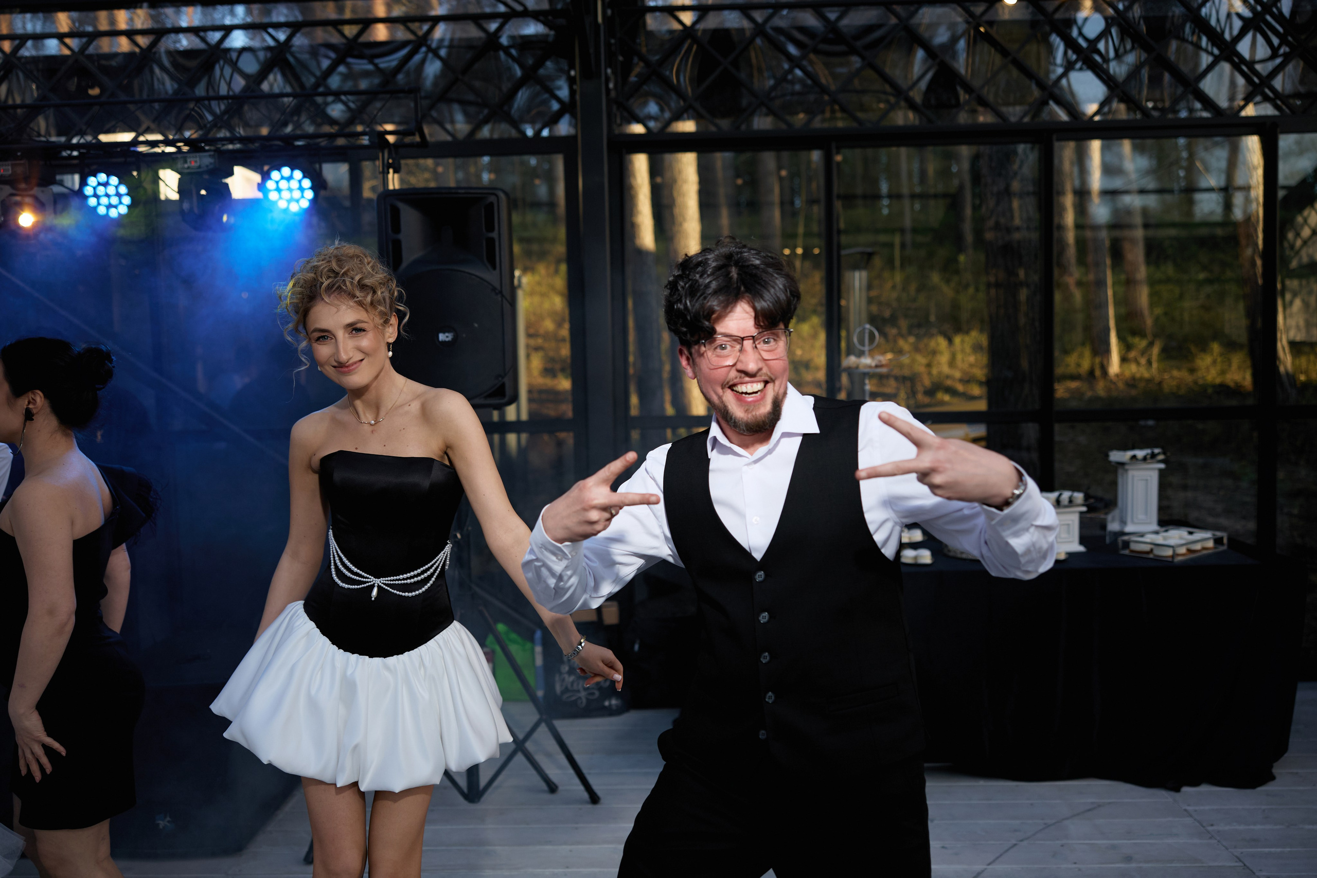 Natalia & Roman. Dworek przy lesie. Fotograf ślubny i rodzinny w Krakowie Yana Klymova