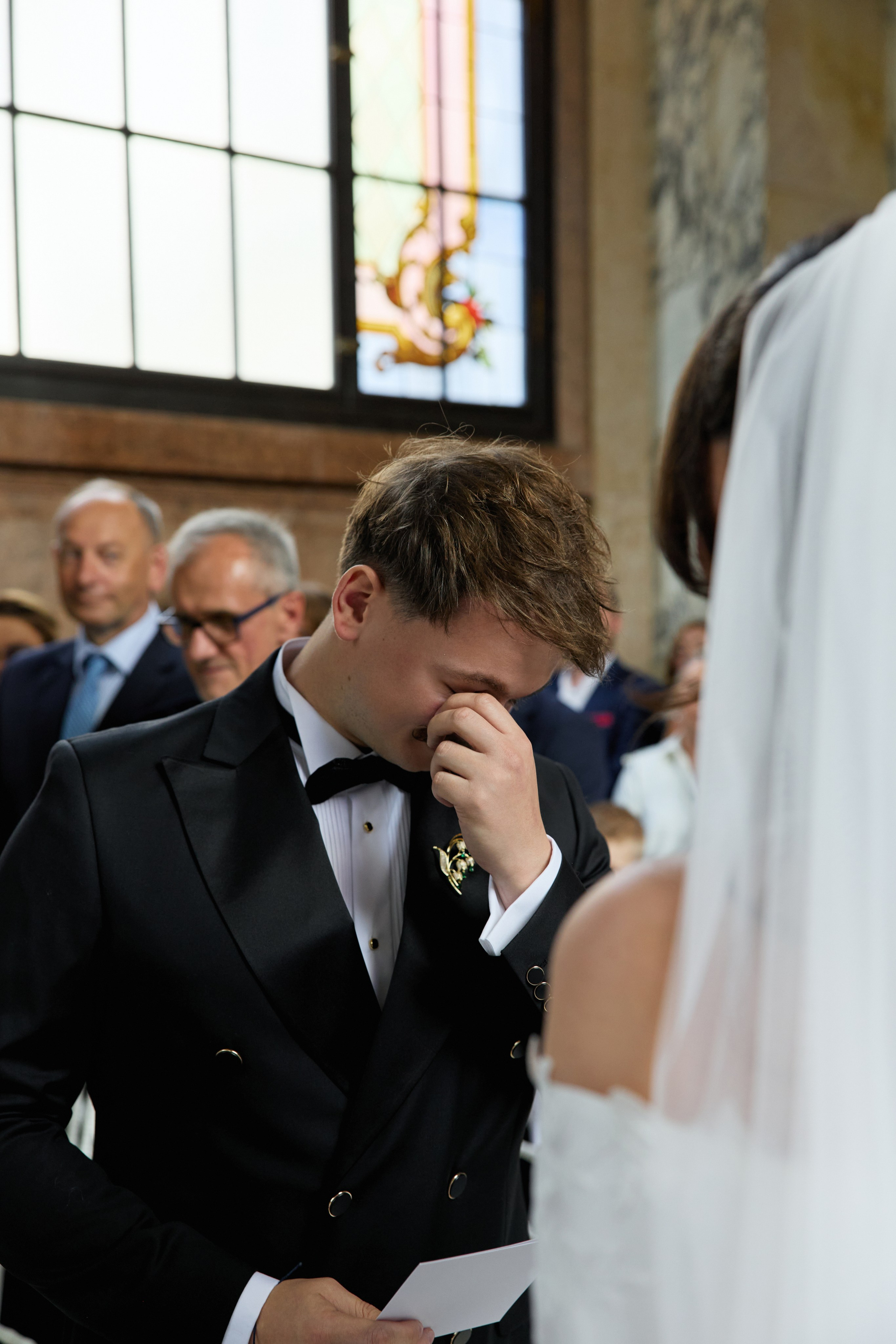 Wiktoria & Kacper. Pałac Goetz. Fotograf ślubny i rodzinny w Krakowie Yana Klymova