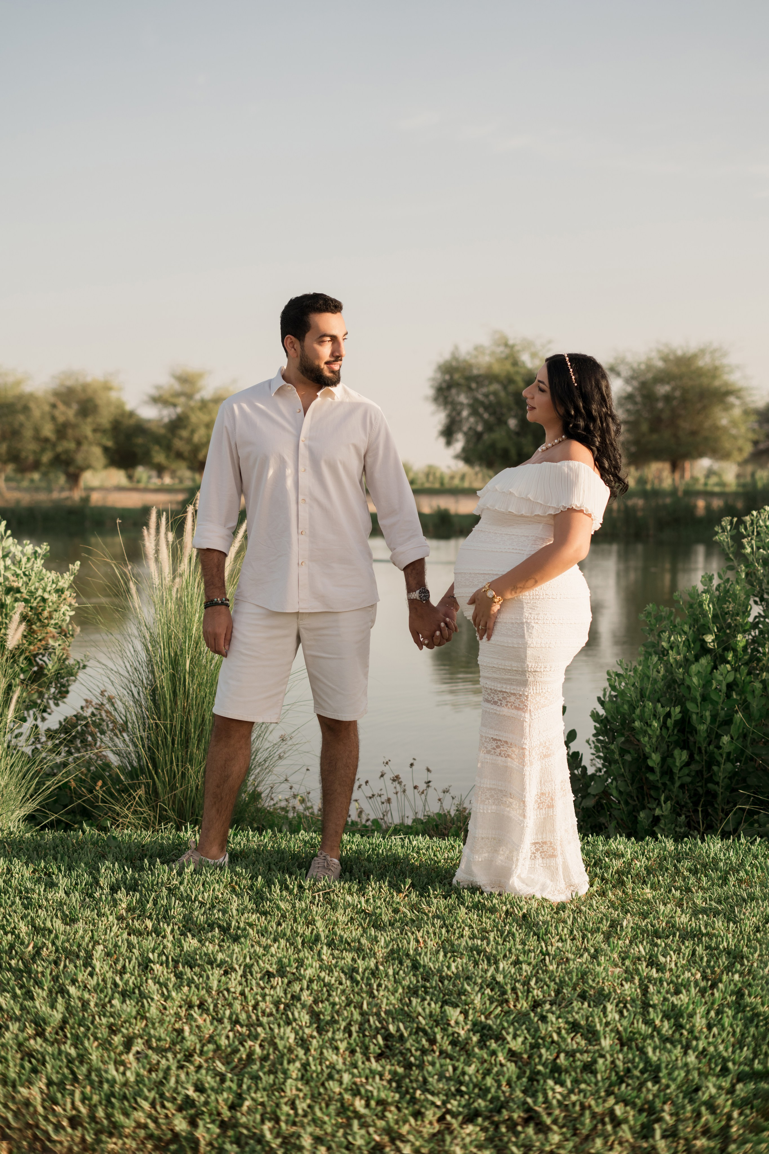 Sunrise by the lake. Angela Iakovleva — Family Photographer in Dubai