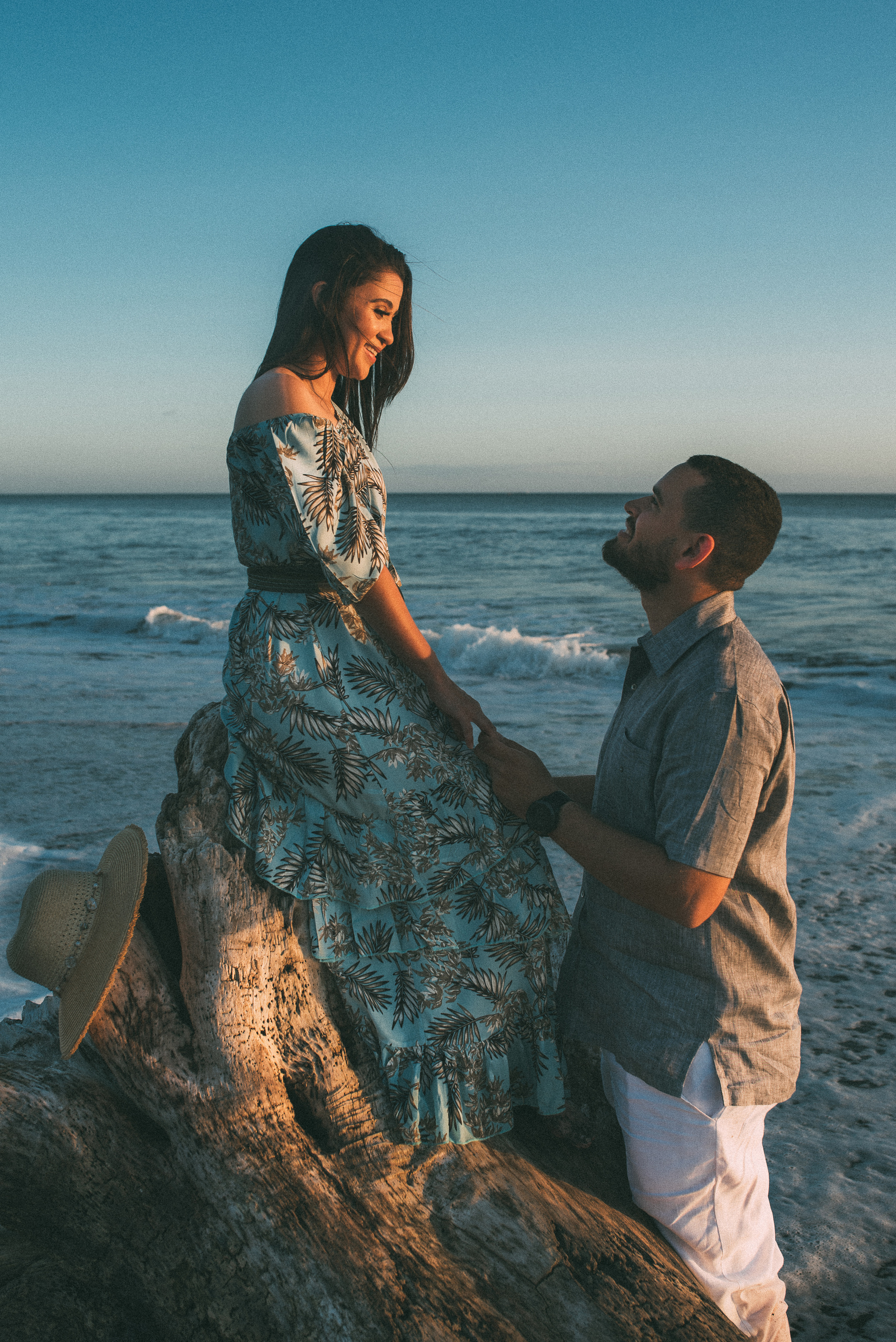 Sesion fotográfico de pre boda en la playa. Fotógrafo familiar, retratos. Panamá, Chiriqui. Ruslán Rusakóv