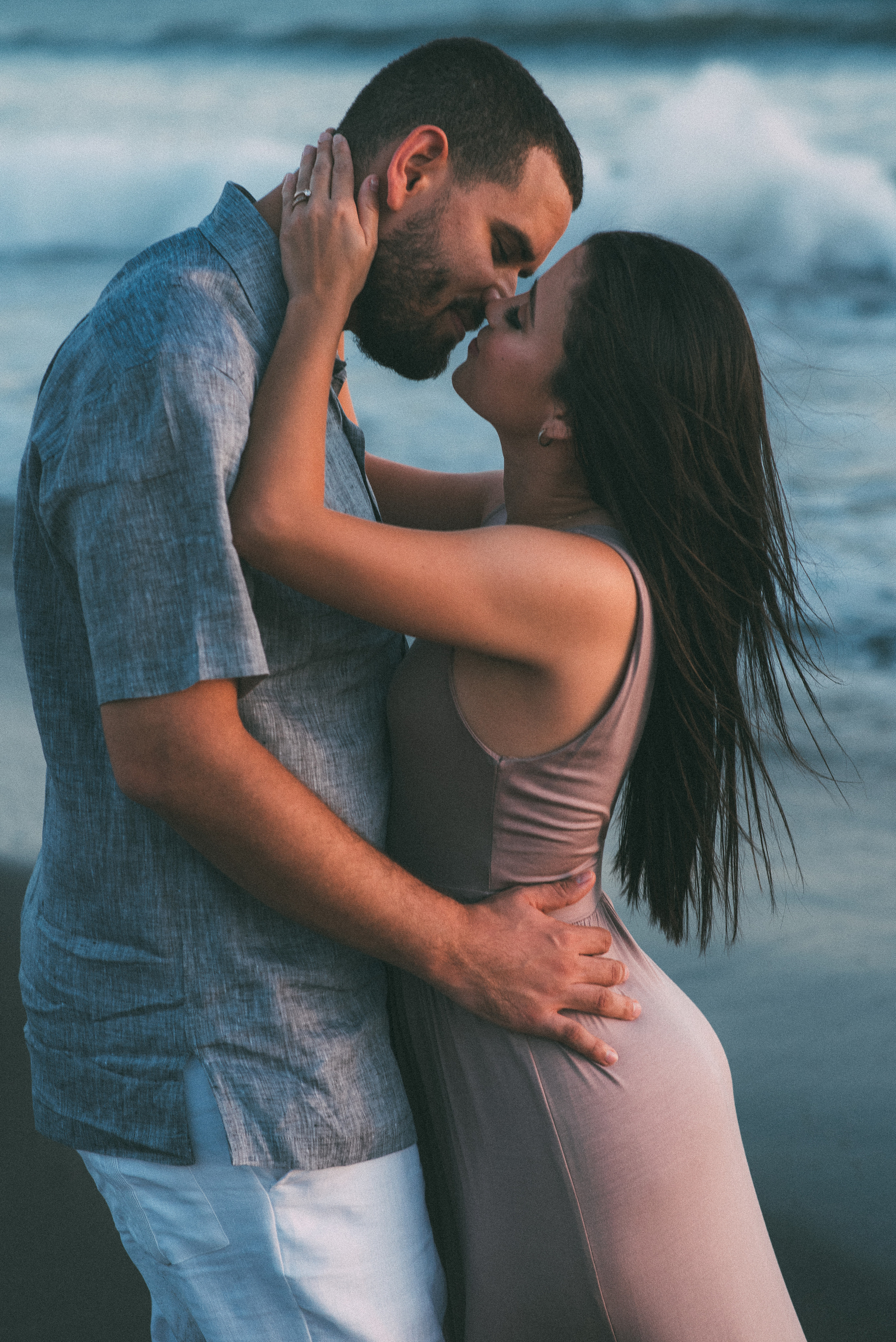 Sesion fotográfico de pre boda en la playa. Fotógrafo familiar, retratos. Panamá, Chiriqui. Ruslán Rusakóv