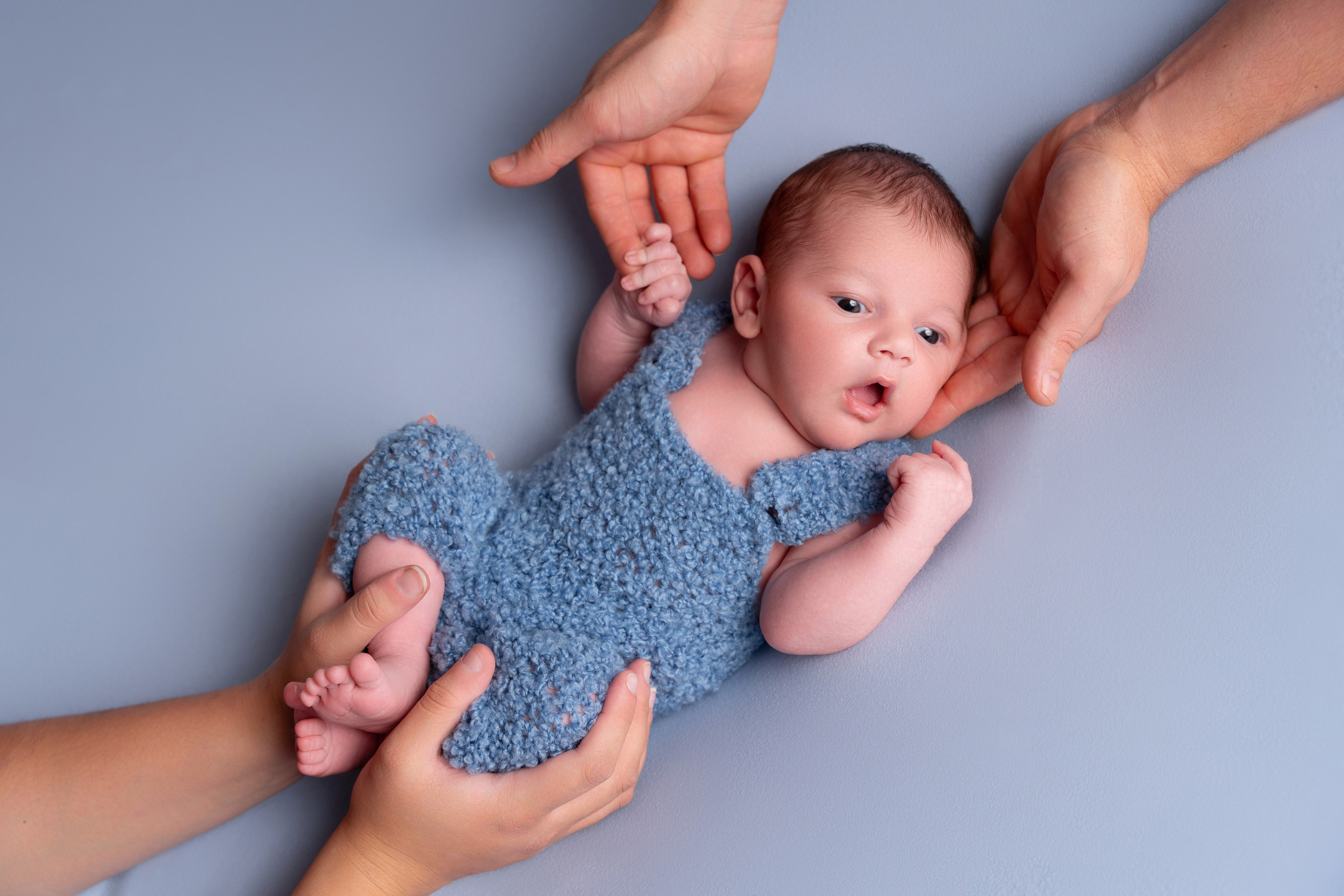 Ali Imran. Neugeborenenfotografin und Retoucher in Augsburg Nastassia Schneider