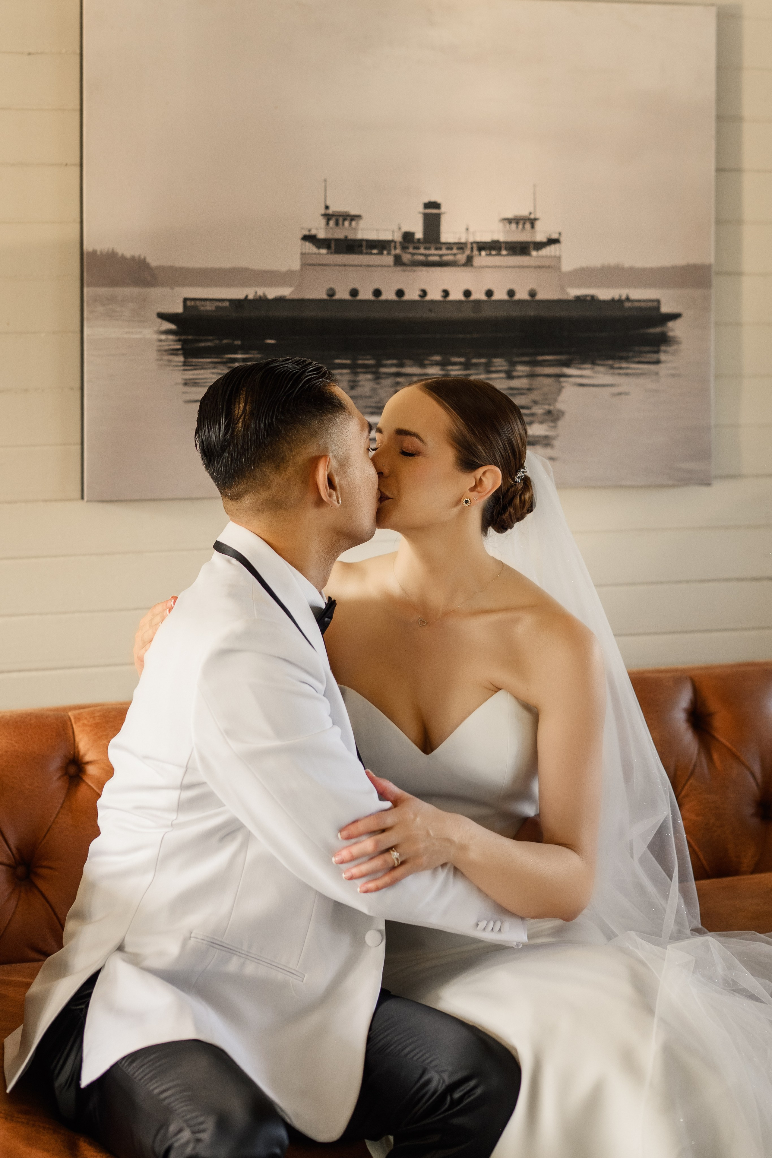 Weddings. Wedding & family photography in Seattle area. Helen Michelle photographer