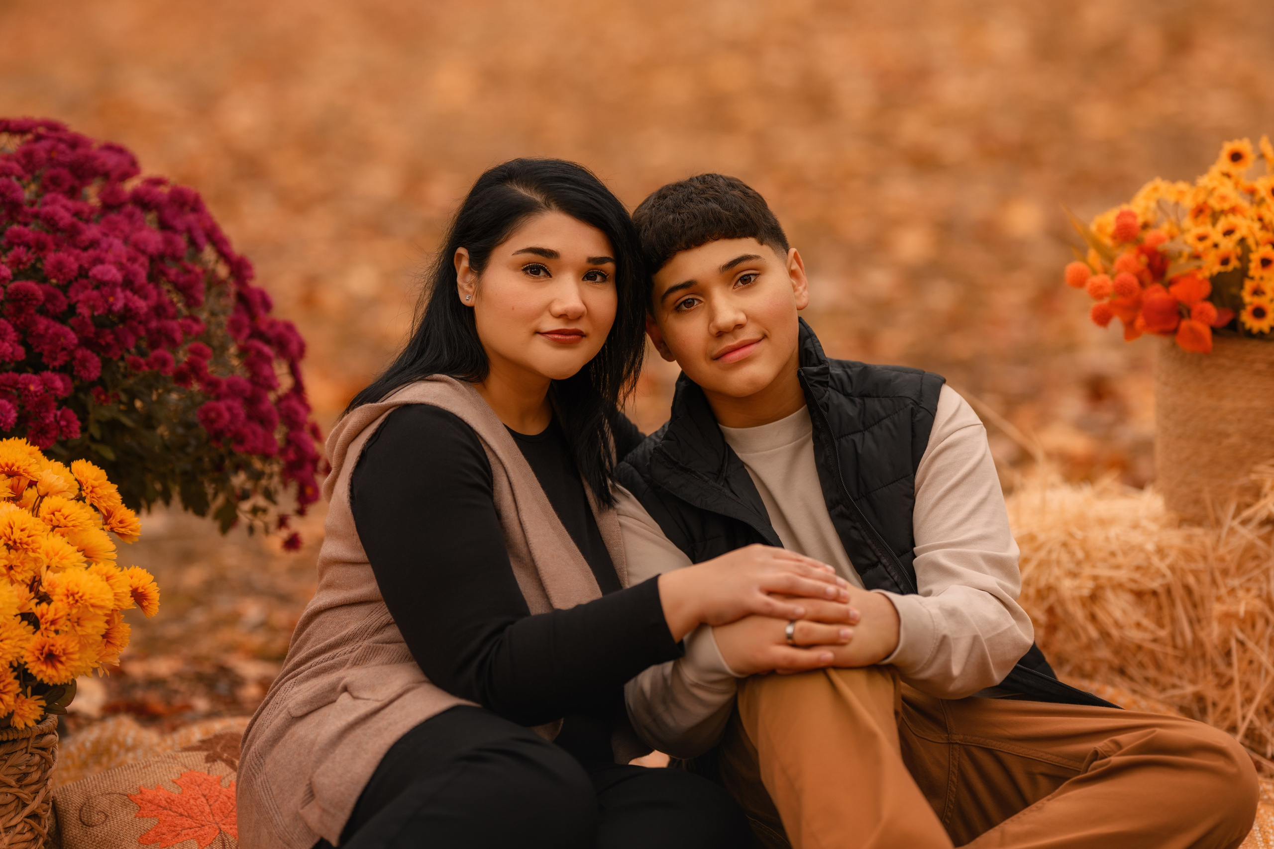 Karina and her family. Wedding & family photography in Seattle area. Helen Michelle photographer