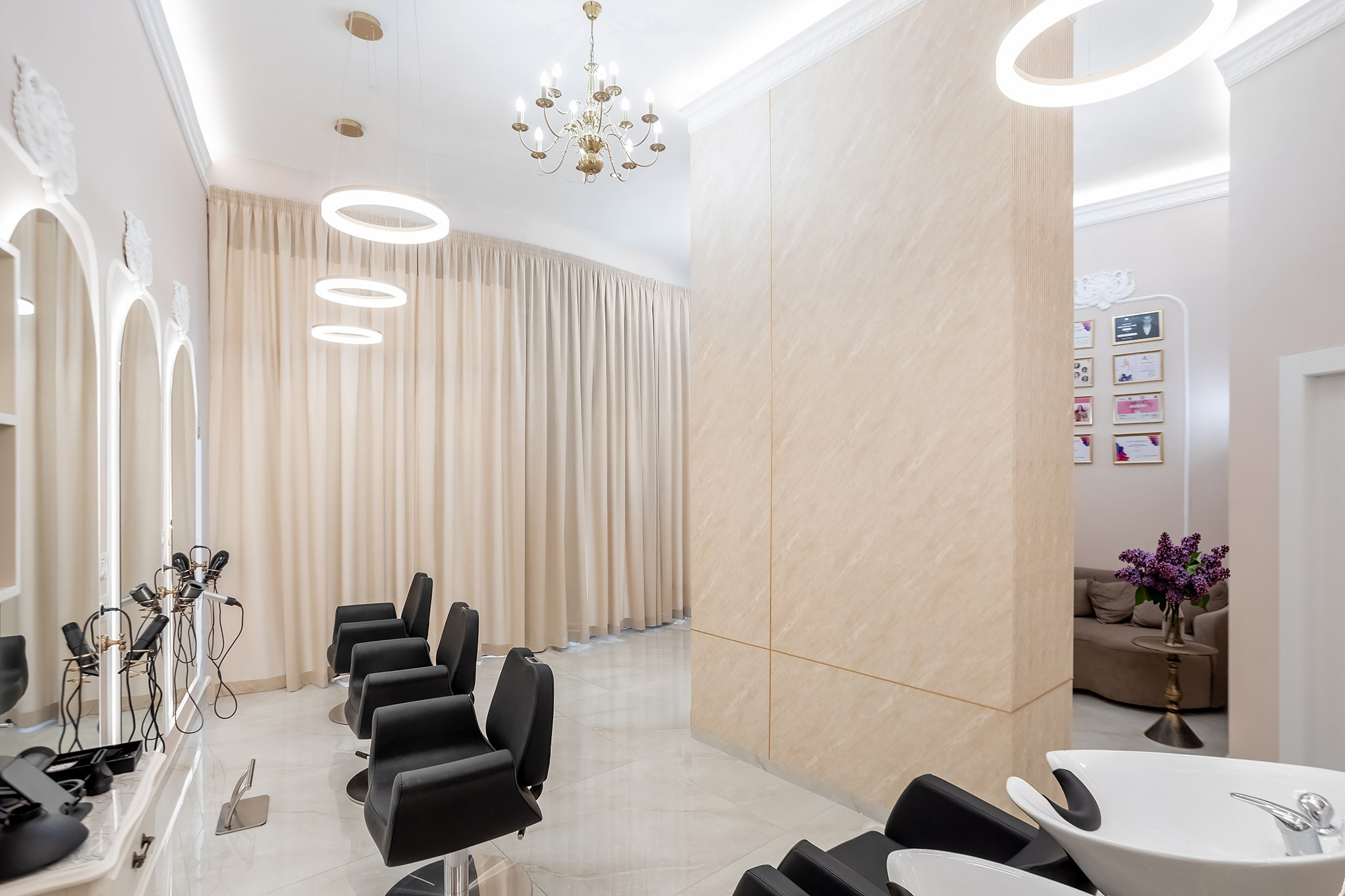 Photographer of property interiors in Israel for Booking and Airbnb