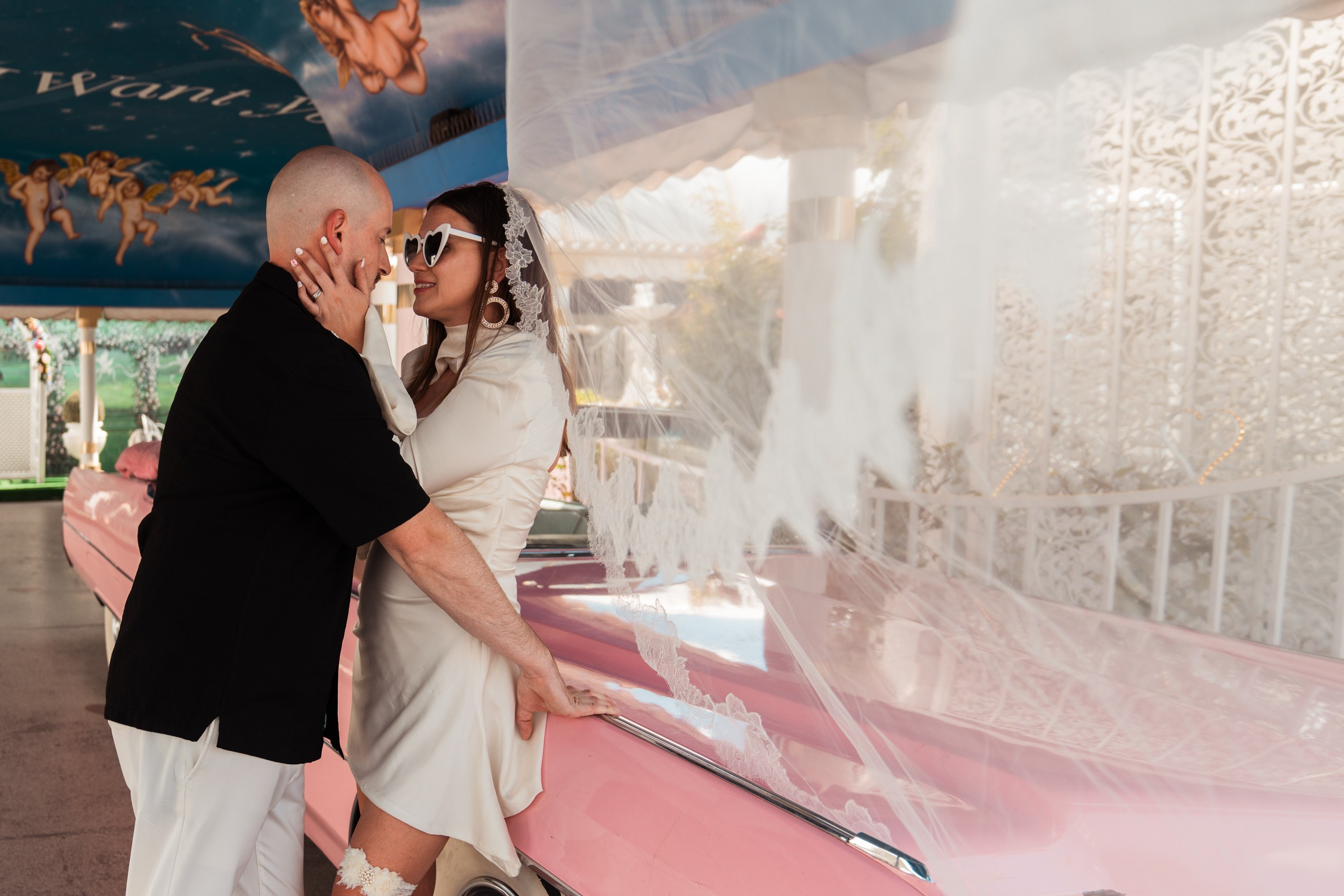 Nikki&Aaron. Wedding & elopement photographer Viktoriya Kravtsov. Las Vegas