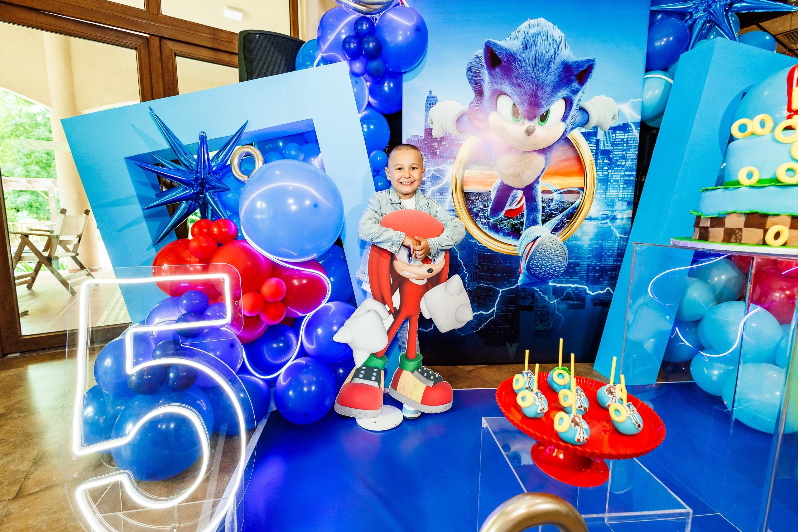 Честит Рожден Ден. Фотограф Ирина Йотова