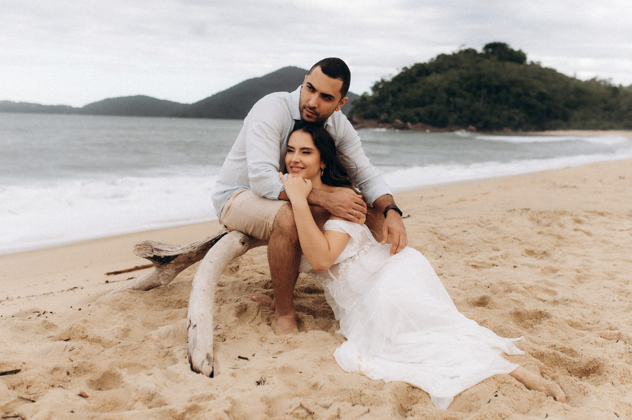 Samantha & Juliano | Ensaio de Casal na Praia de Ubatuba