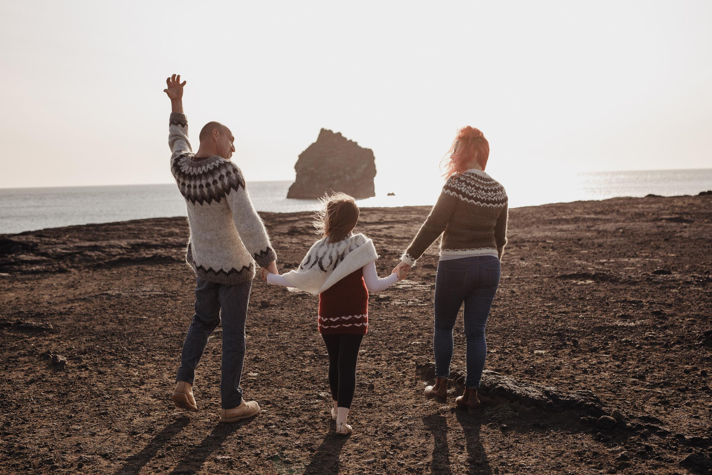 Family photographer Iceland. Iceland elopement photographer & videographer