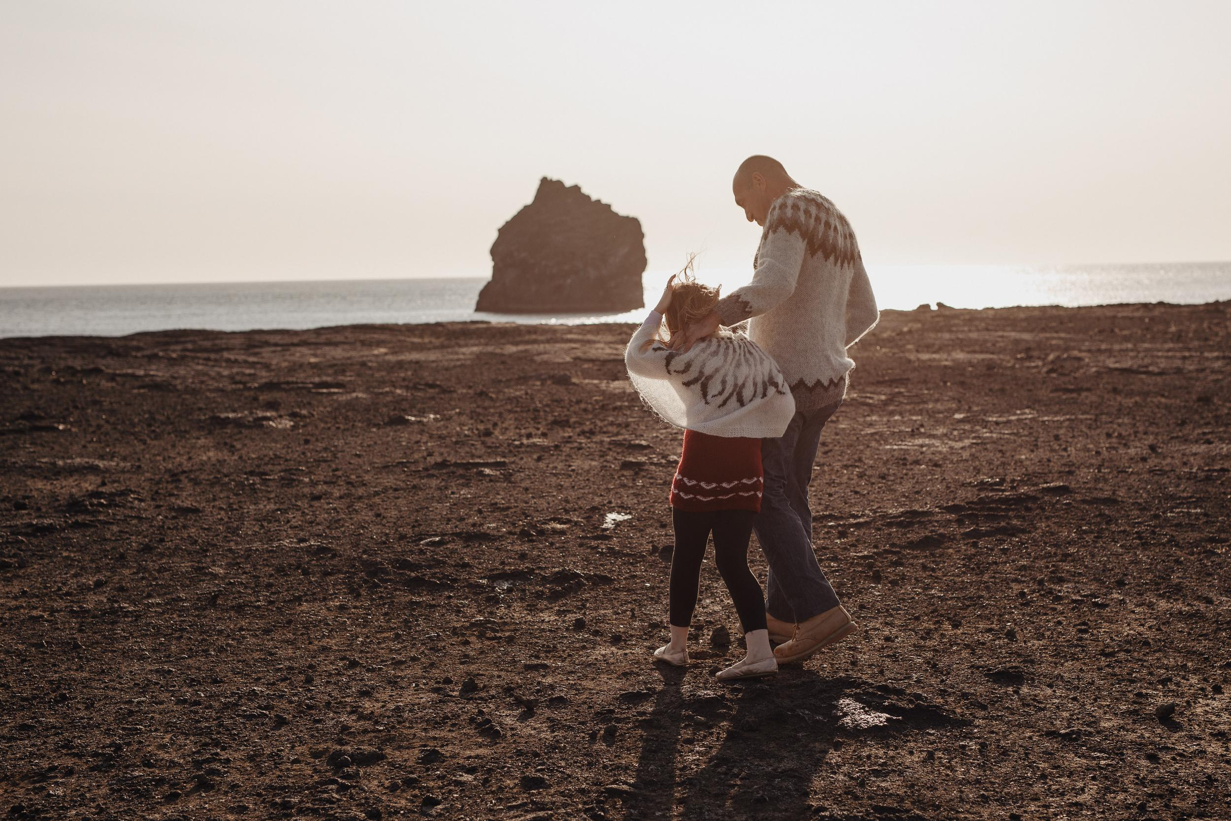 Family photographer Iceland. Iceland elopement photographer & videographer