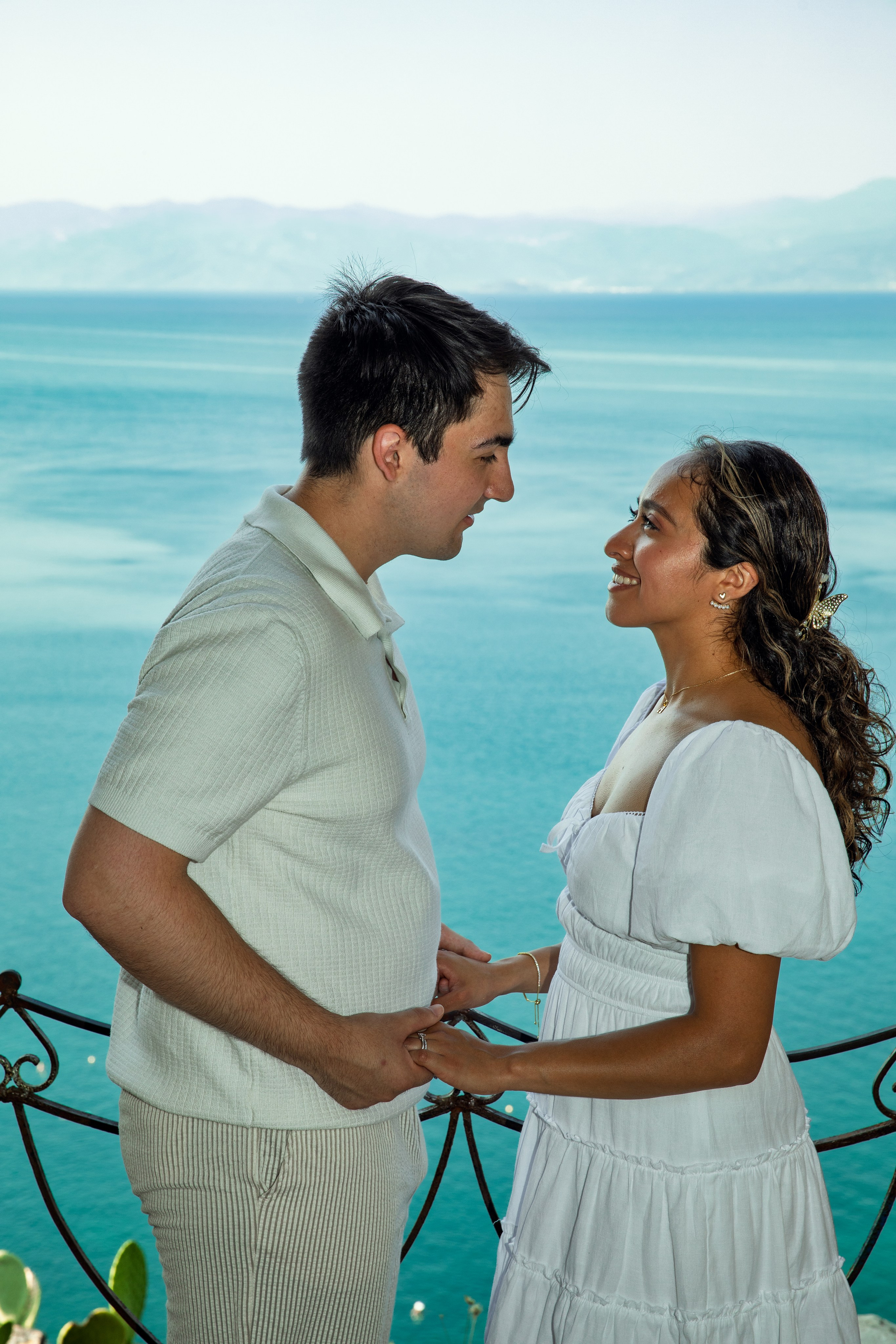 Ariana & Richard (USA). Photographer Anya Khasapi. Nafplio, Greece