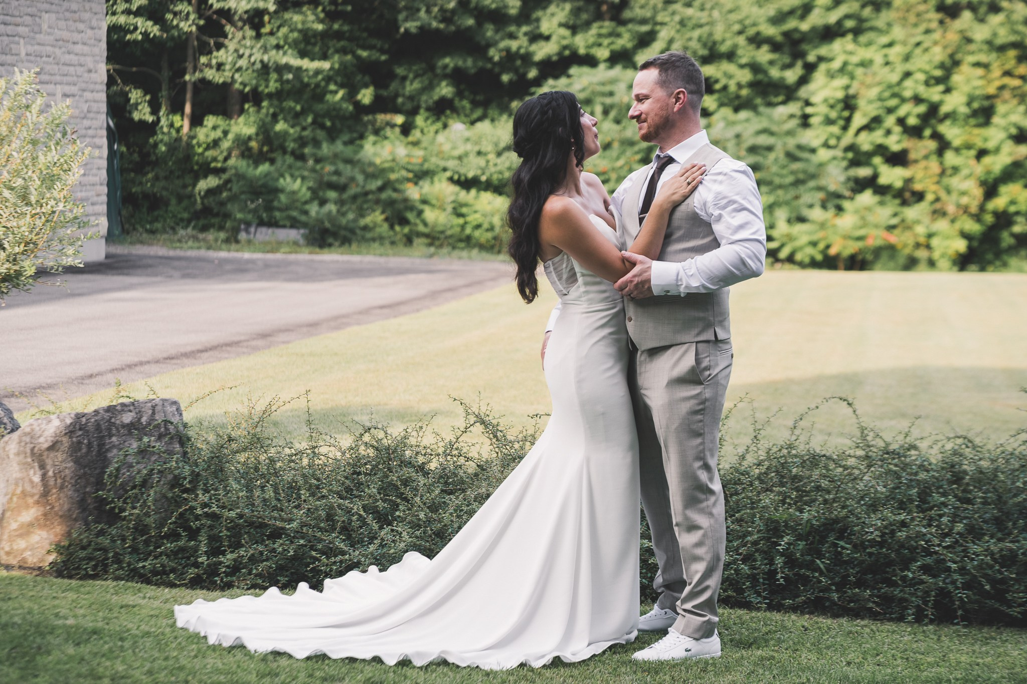 Elegant & Emotional Wedding Photography in Toronto | Madhurina Photography. Madhurina photography