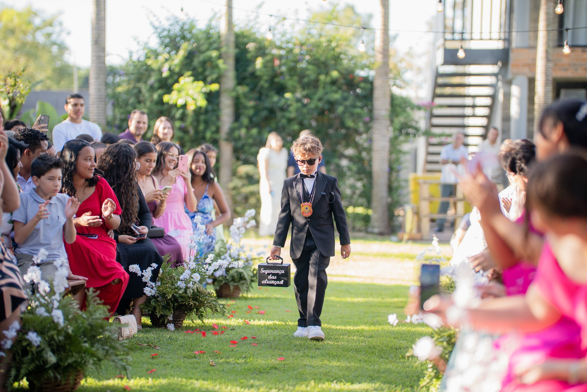 Larissa & Vinicius — Espaço Faveral / Aararaquara. Robson Colaço