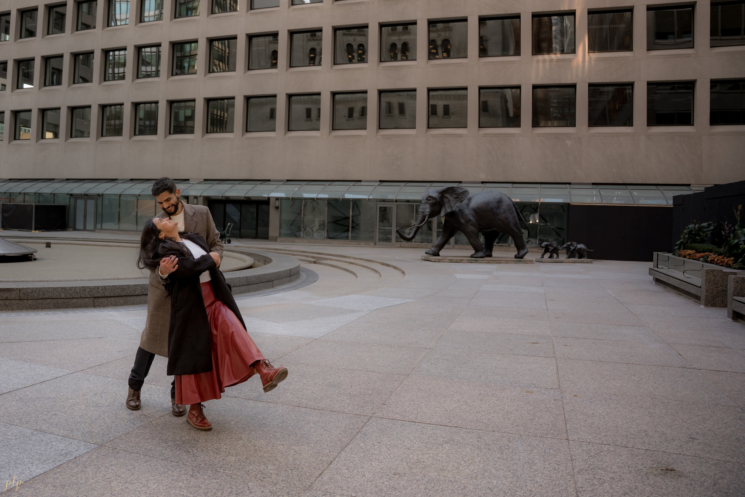 Harsh & Sneha. Wedding Photographers and Filmmakers