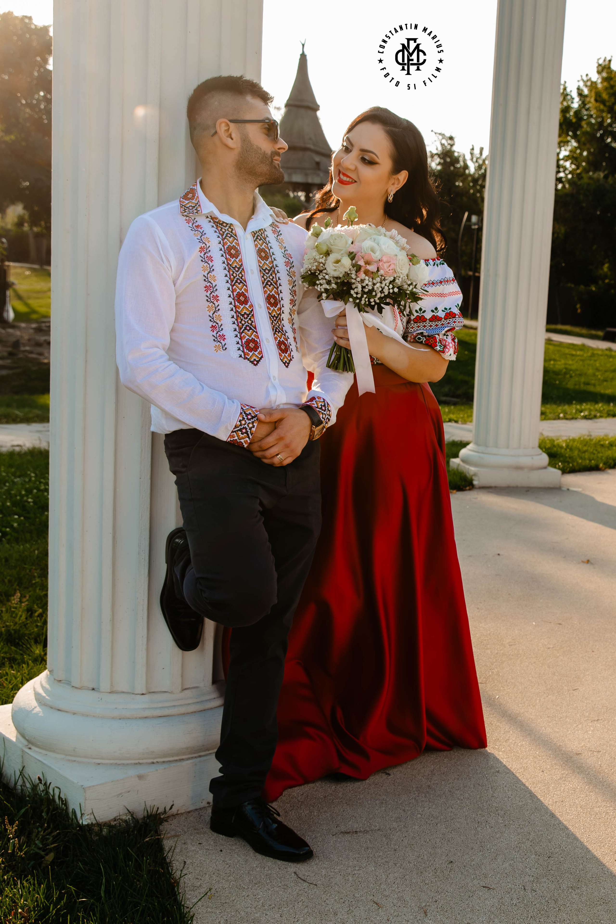 WEDDING PHOTOGRAPHY. DESPRE NOI