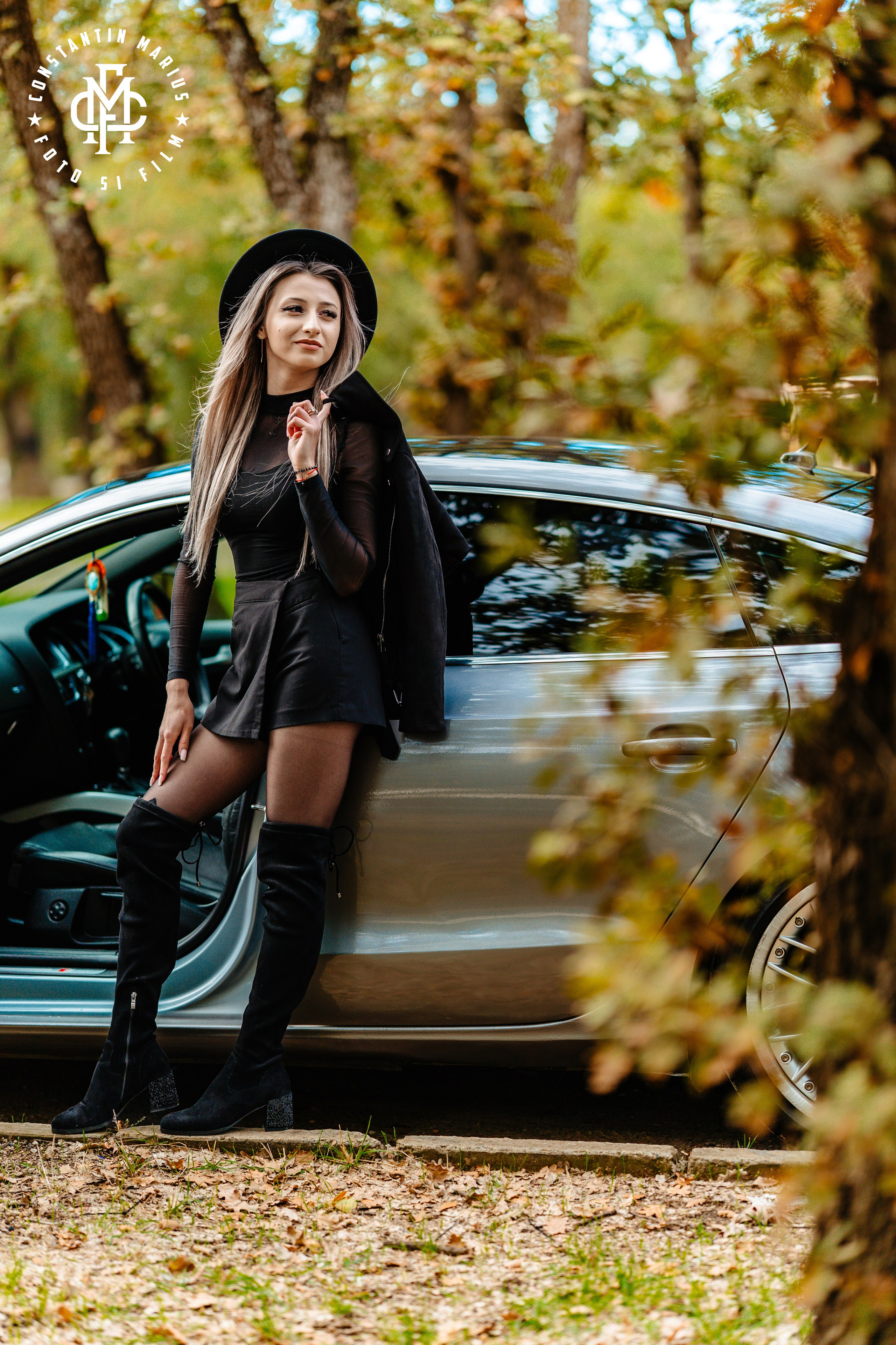 SEDINTA FOTO. DESPRE NOI