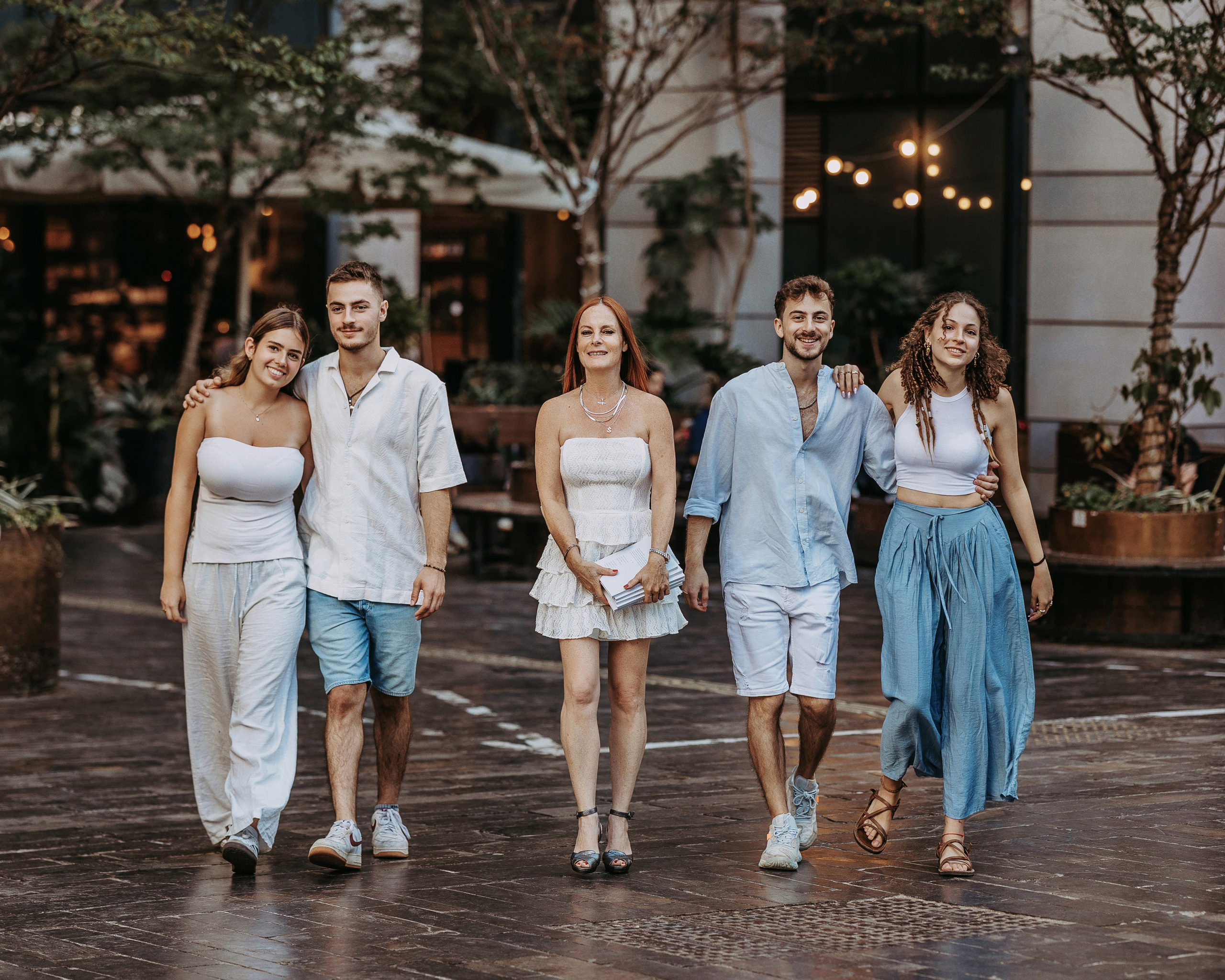 Family Shooting for Dr Sari Fishman. George TLV — Professional photographer and retoucher in Israel