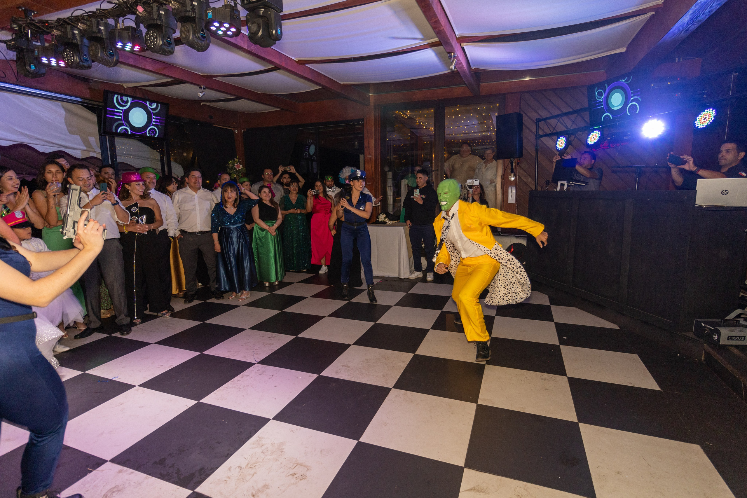 Katherin y Daniel. Dinka & Emilio - El arte de preservar lo que no se repite