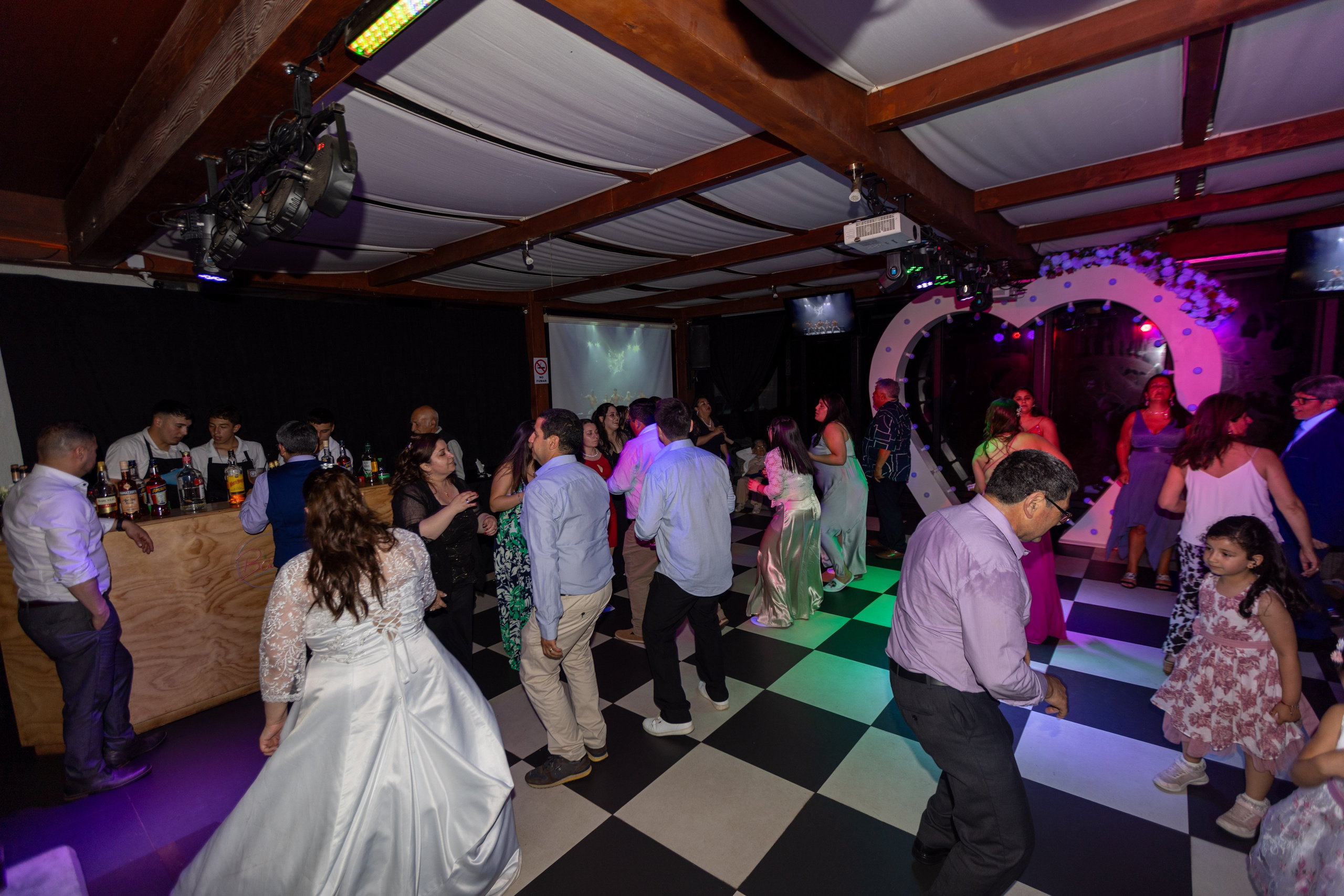 Cecilia y Patricio. Dinka & Emilio - El arte de preservar lo que no se repite