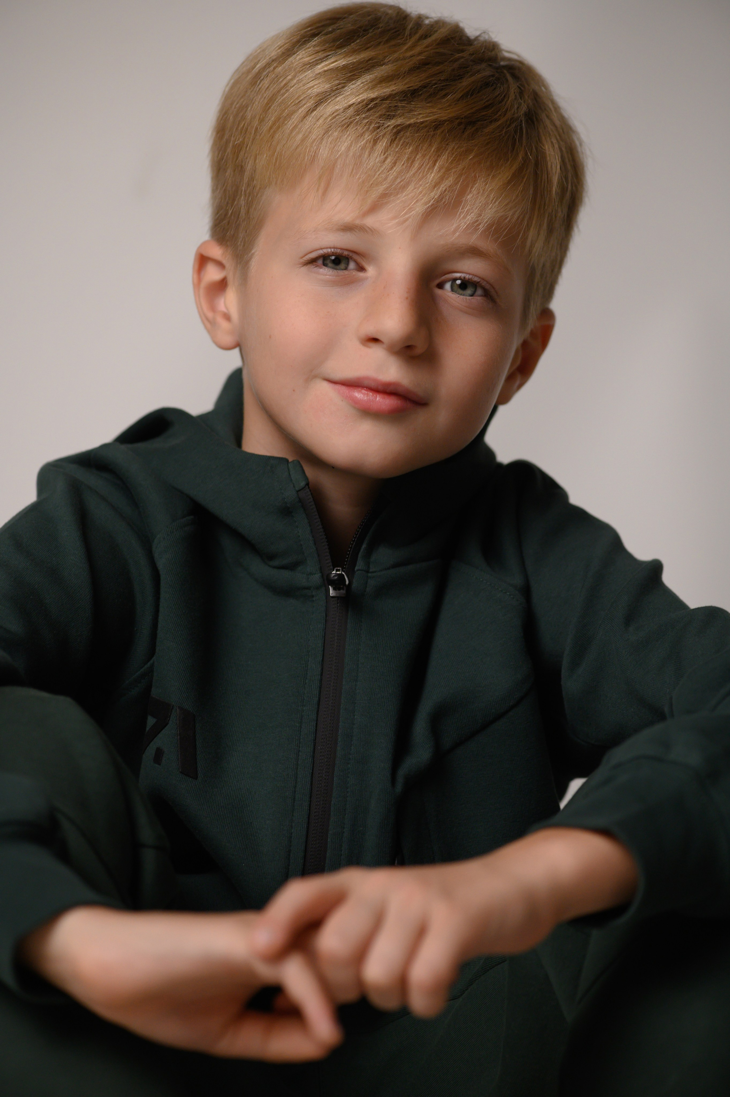 KIDS STUDIO. Семейная, детская, портретная и предметная фотосъемка в Салониках