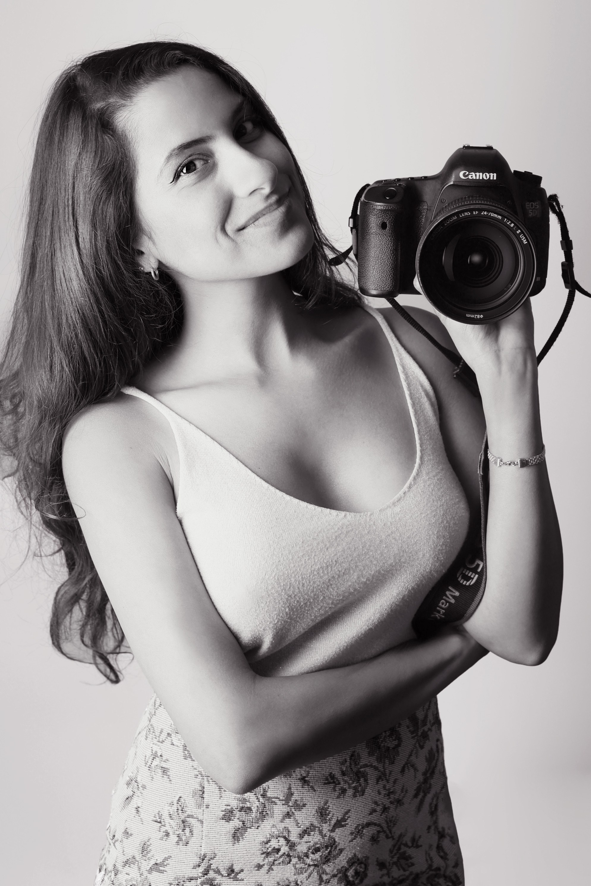 צור קשר. דף בית