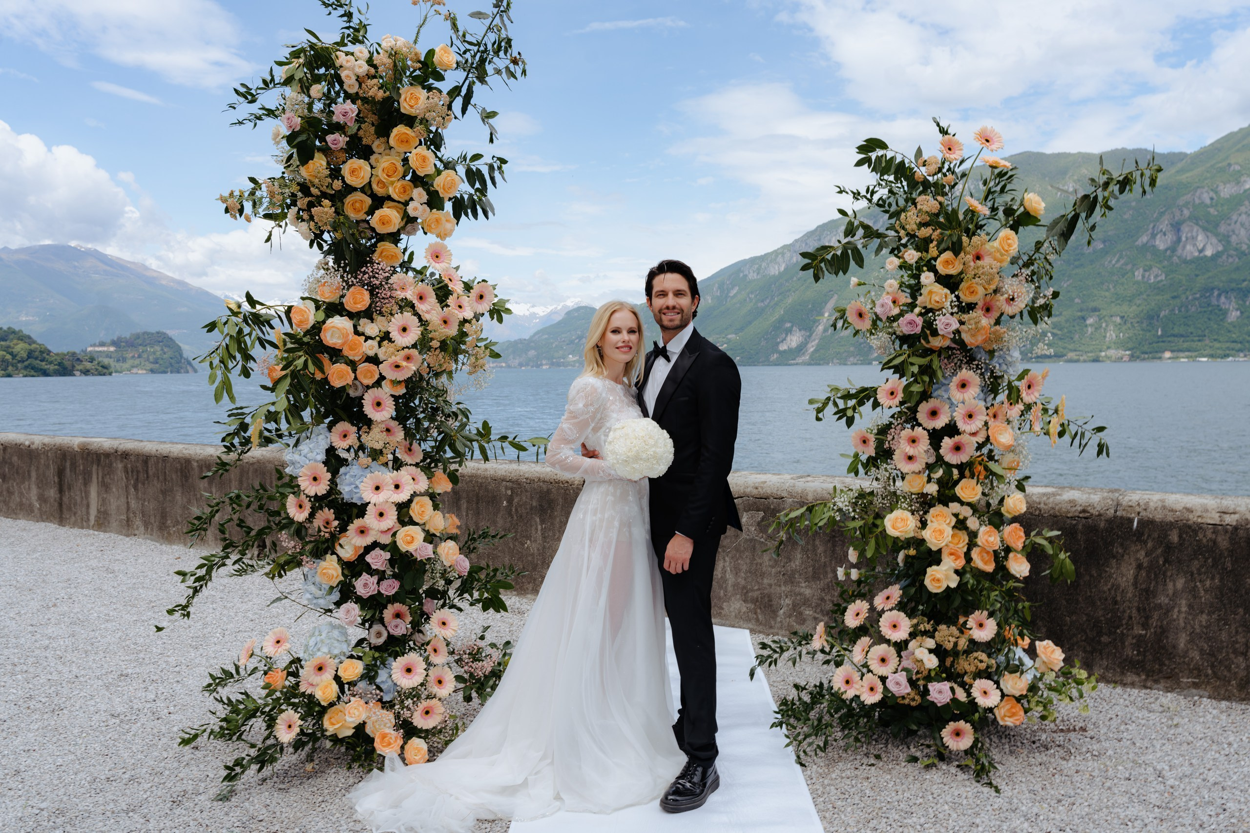 Outdoor wedding ceremony at Villa Aura in Como Italy