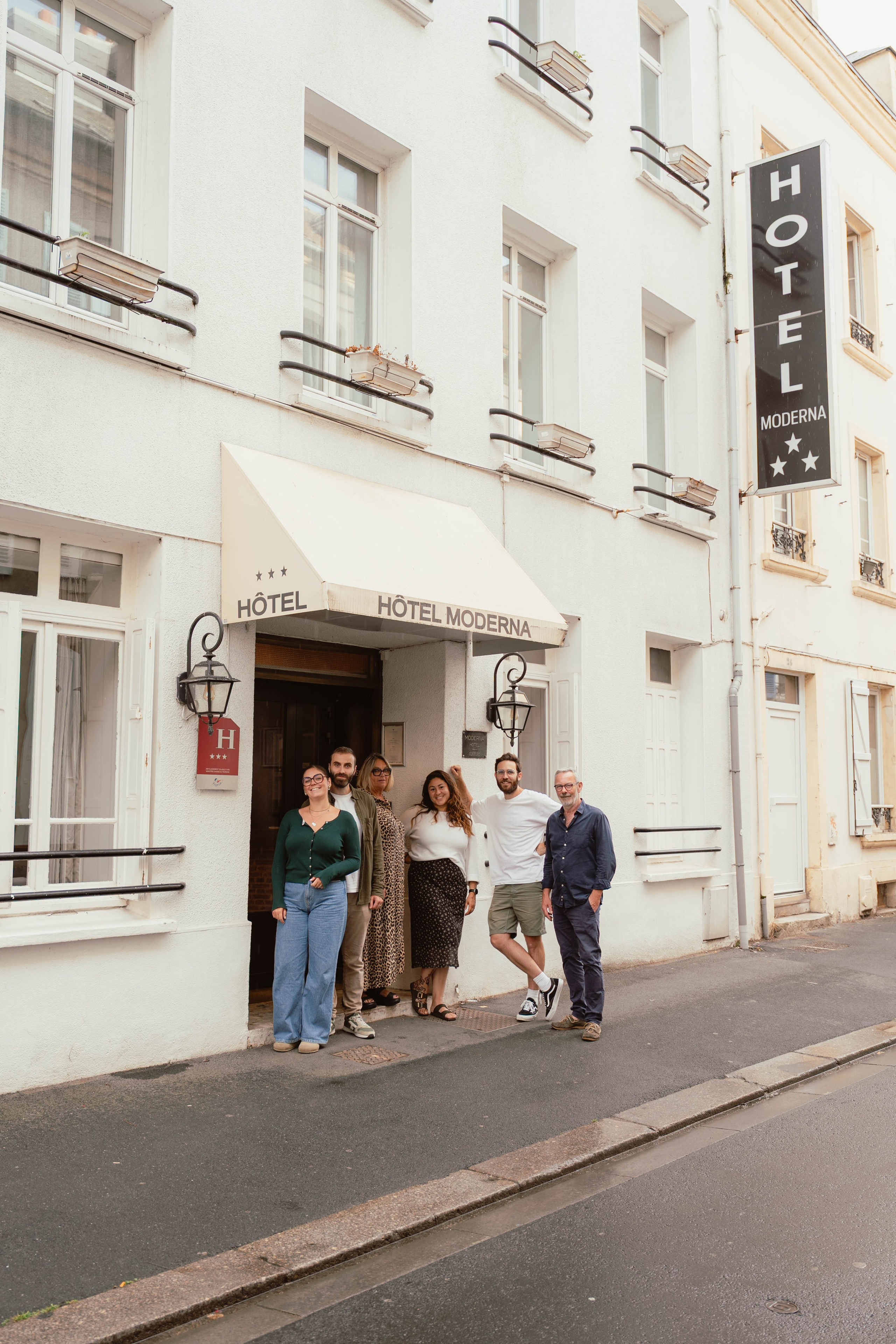 Hôtel Moderna. Weeding photographer / event / portrait