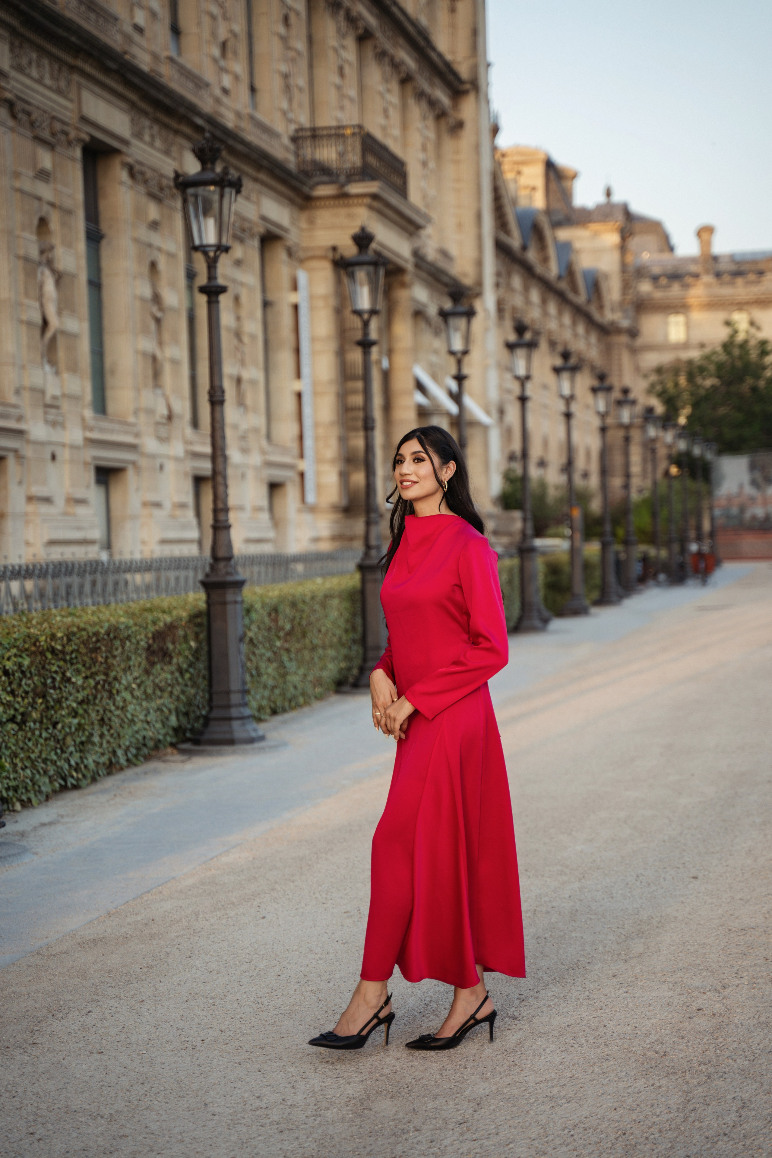 Naila (4 hours). Photographer in Paris|Solo and groups, portraits & content, couples photo-shoot in Paris at the best locations