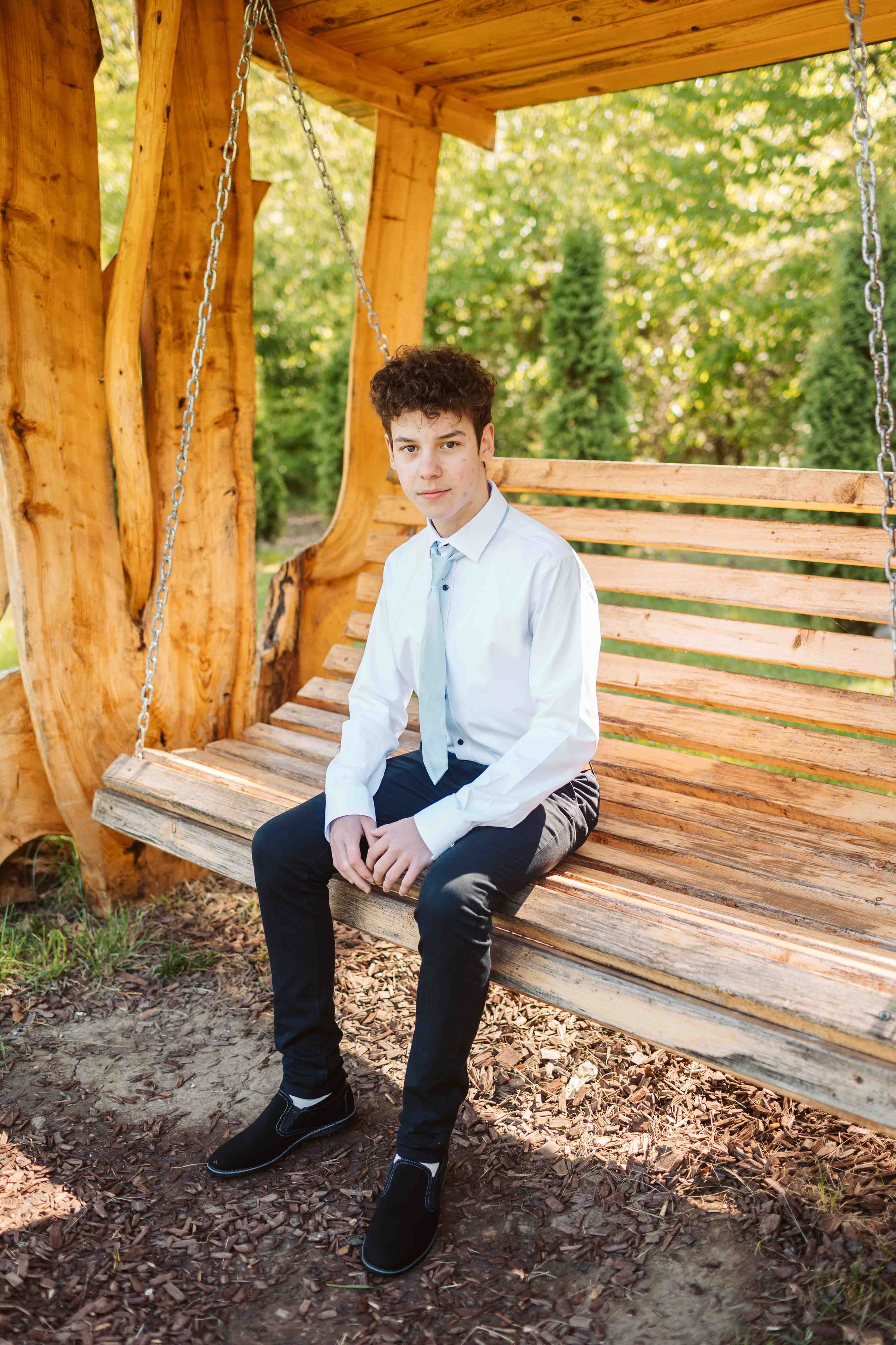 8A - Petru Maior. Contrast Studio