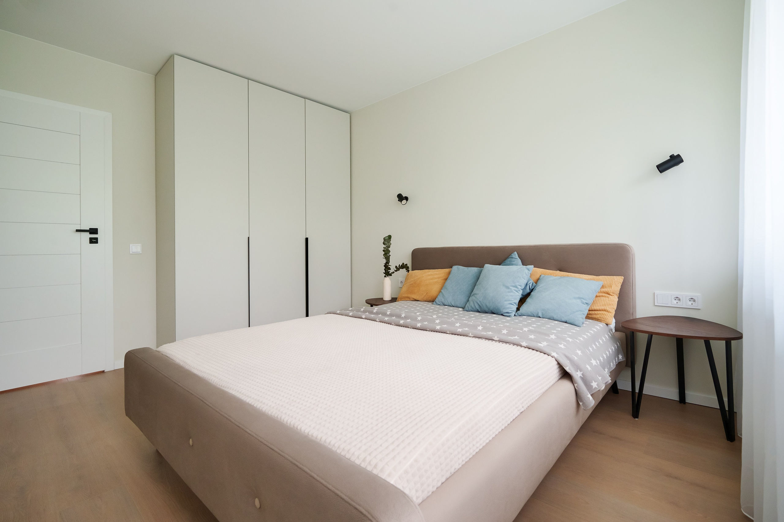 Žirmunų g. 98. Elina Sapiega fotografė Vilniuje