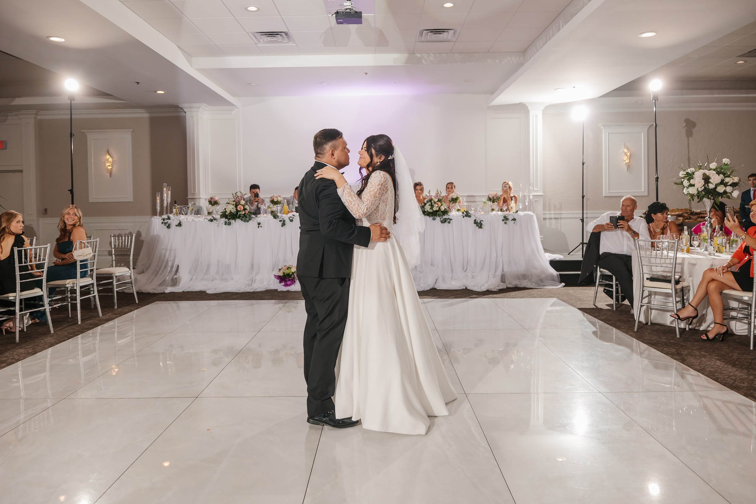 31.08.2024 Wedding. Wedding family event photographer in Chicago Nick Yushevich