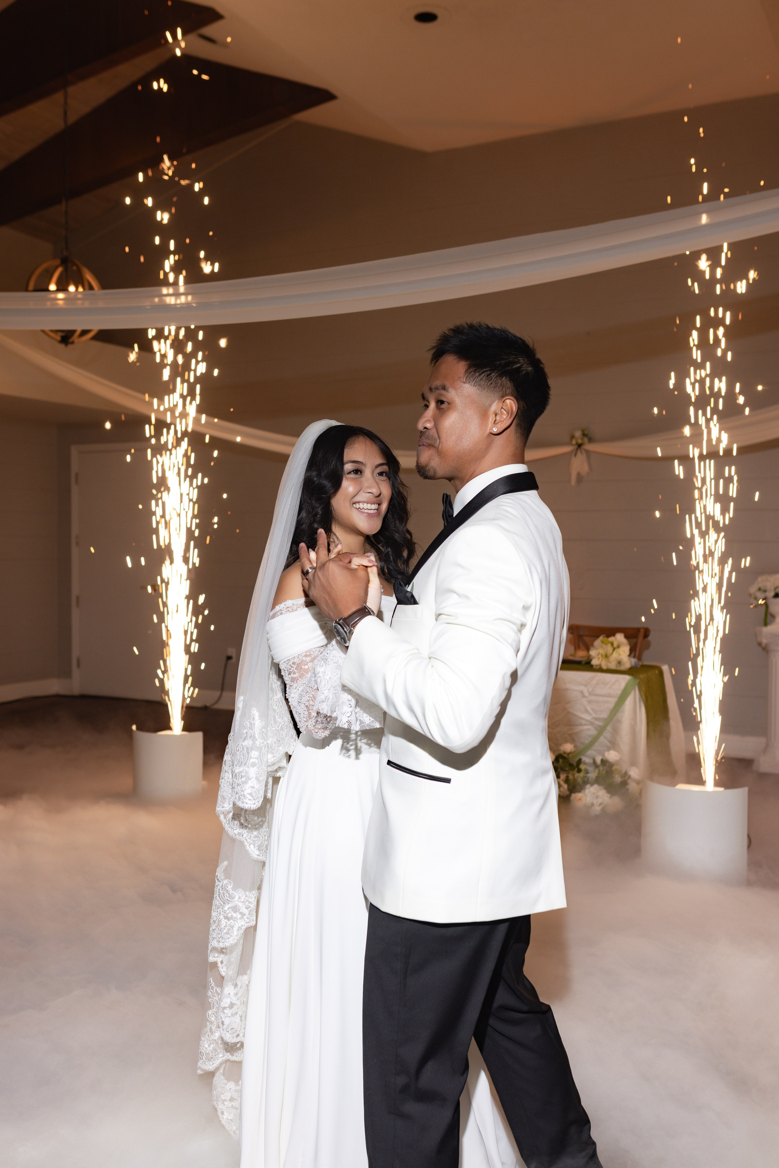 Eunice and RJ. Orlando. Photographer Anastasia Nagibina