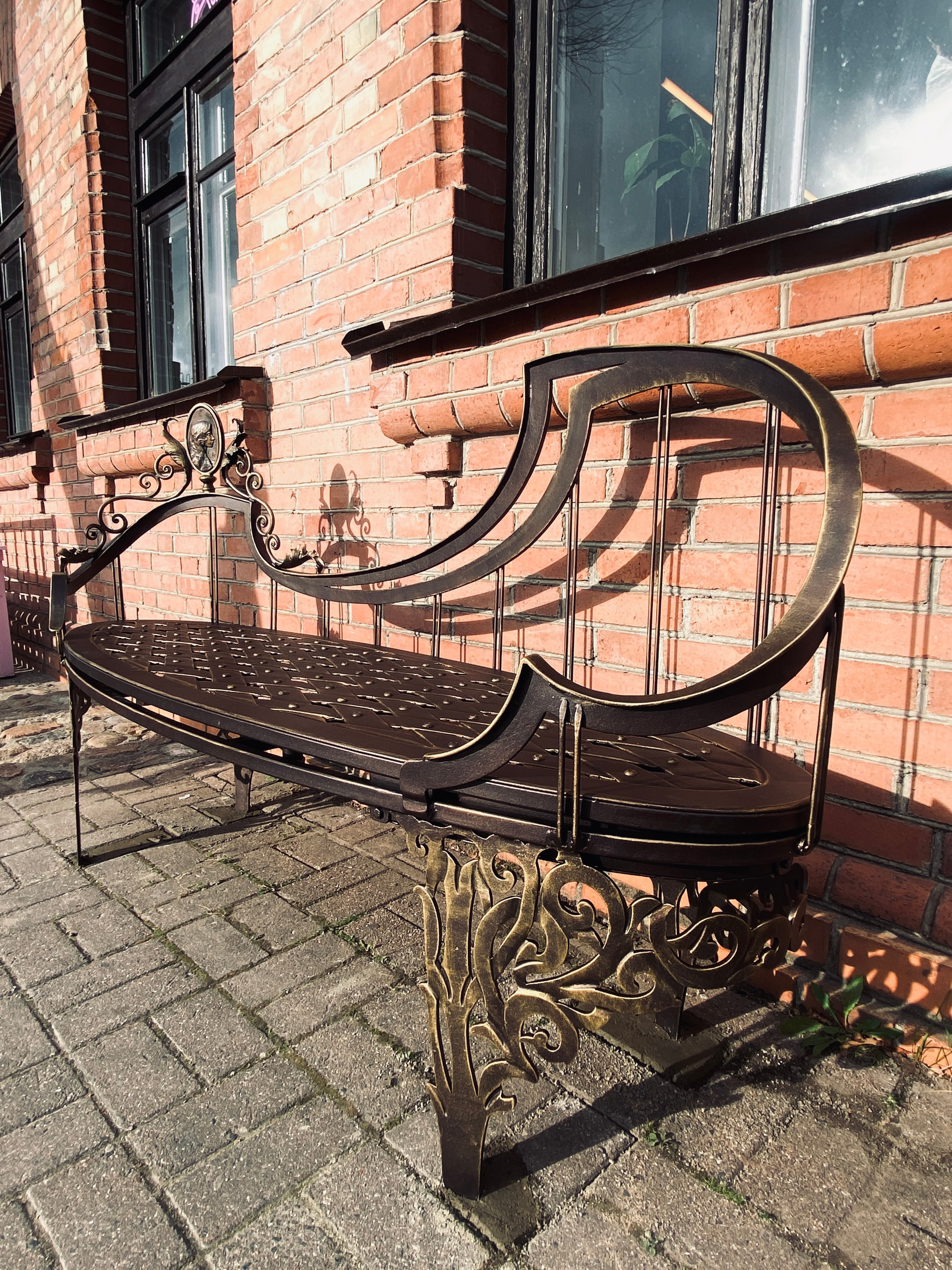 Коммерческие проекты Марии Тарлецкой. Скульптор кузнец Мария Тарлецкая