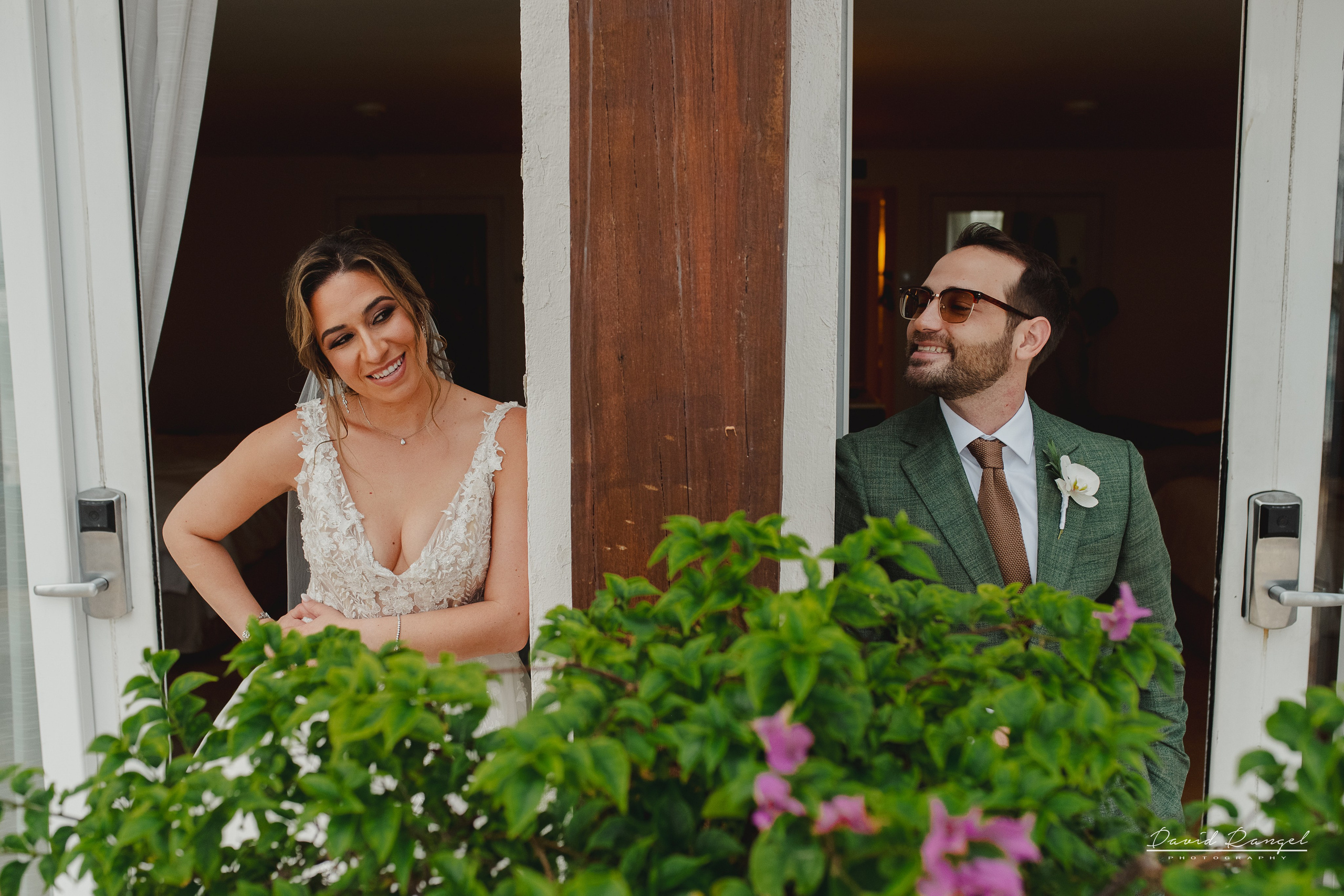 Jacqueline and Sean´s Wedding at Playacar Palace Hotel. Destination wedding photographer based in Cancun and Riviera Maya with service worldwide