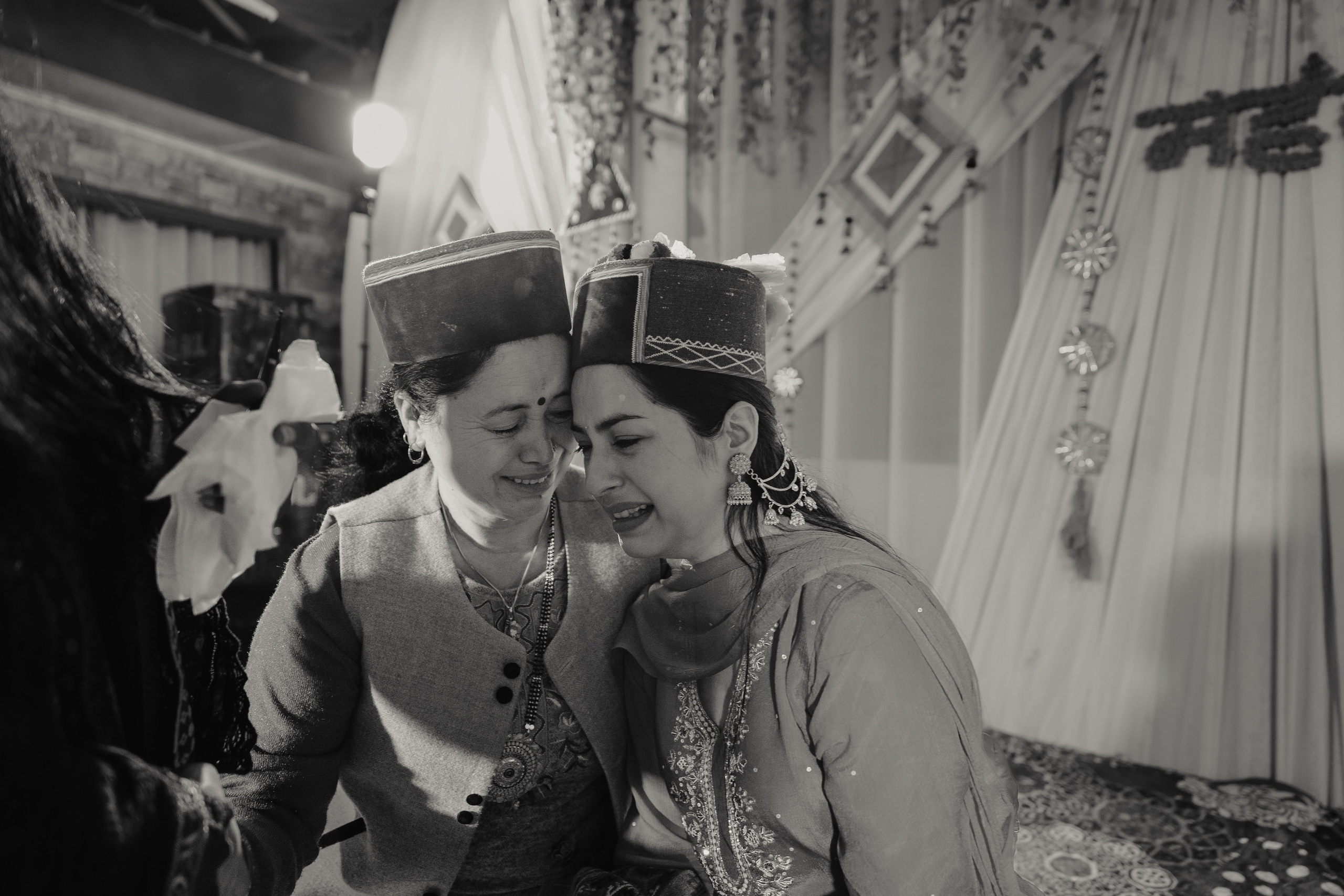 Arti & Akshay. Wedding and Family photographer in india