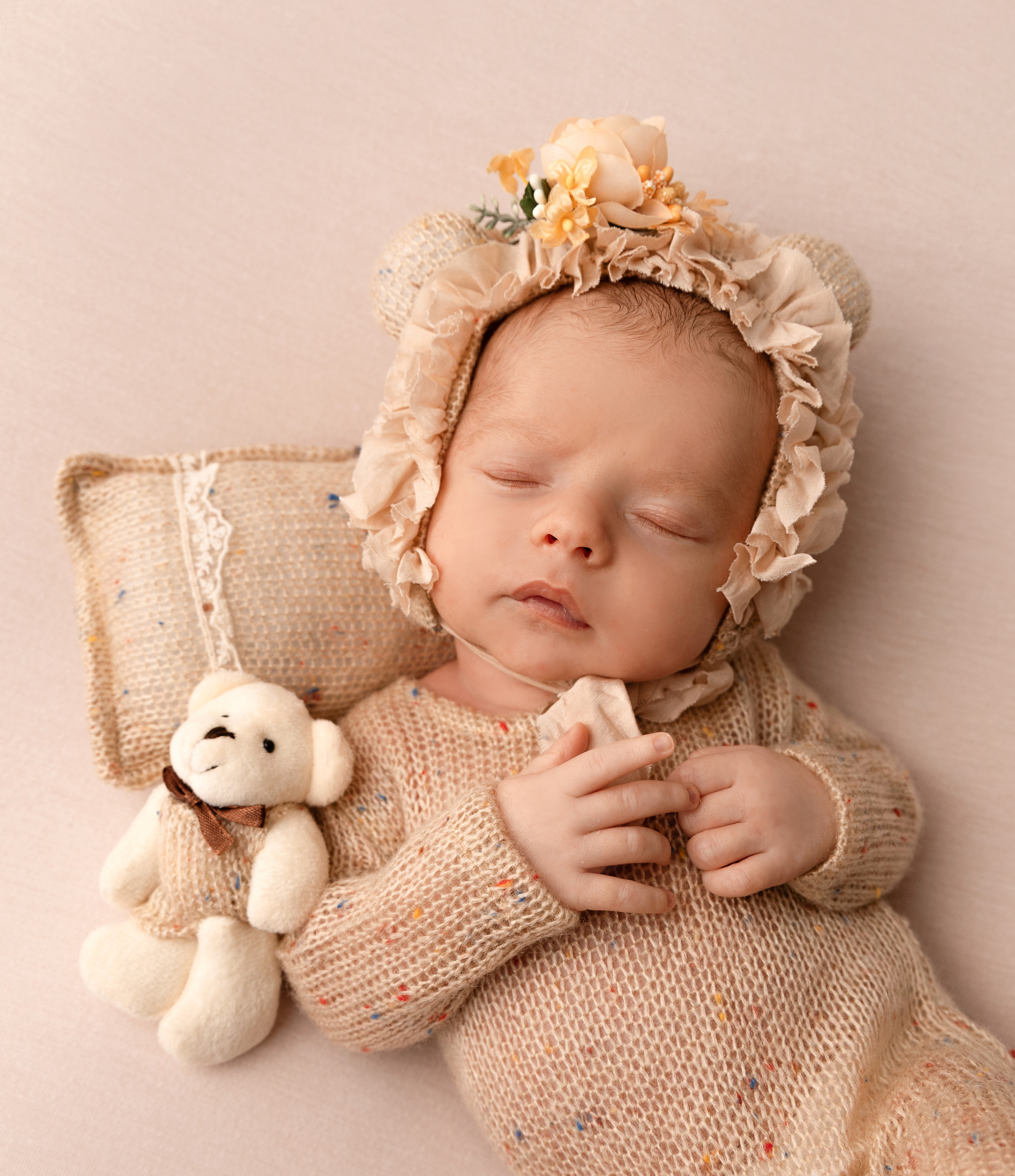 Newborn. Professional photographer in NYC Kristina Bagdasaryan