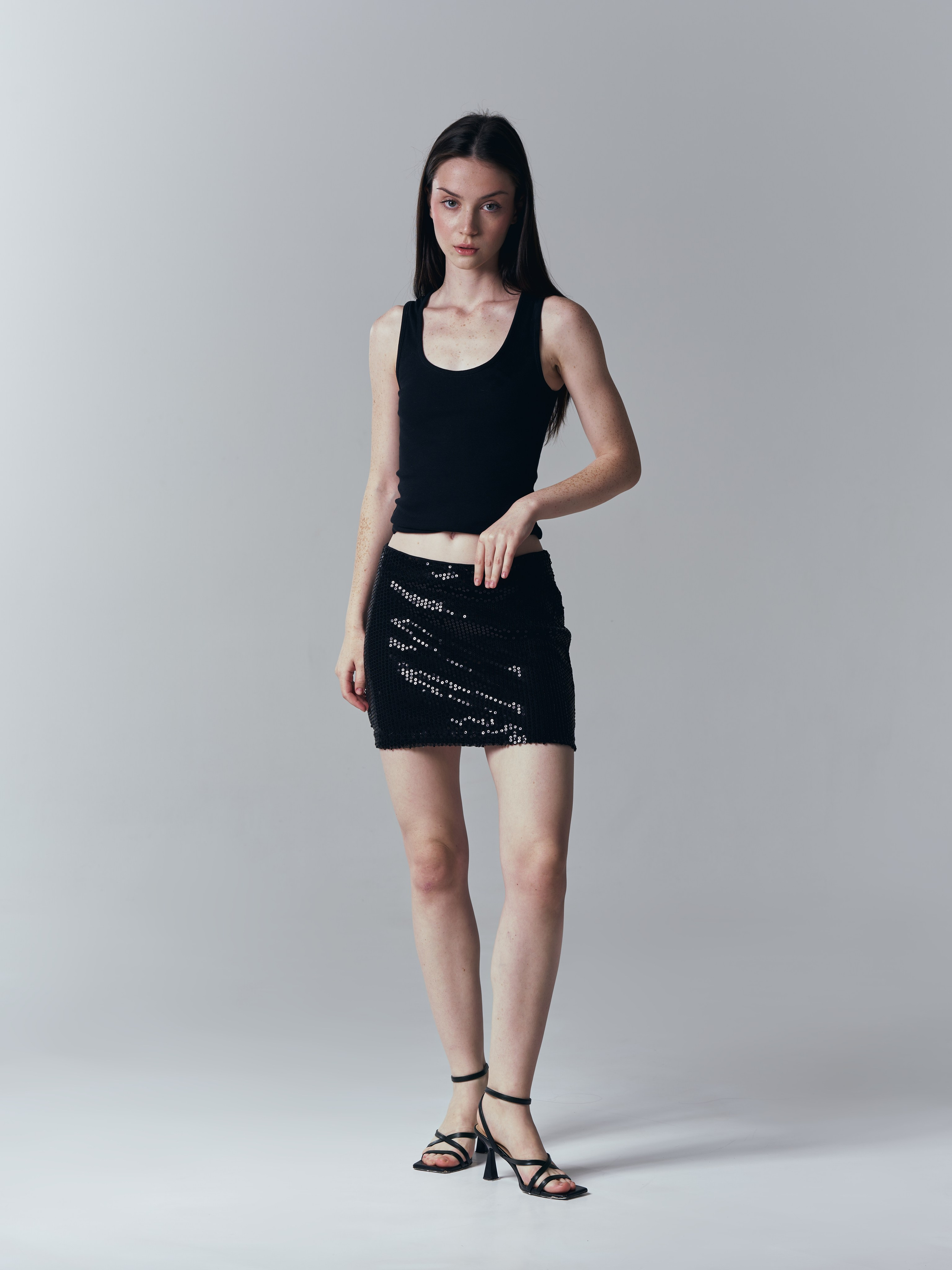 #R6 Arina. Alisha Geva, Dubai fashion and beauty photographer