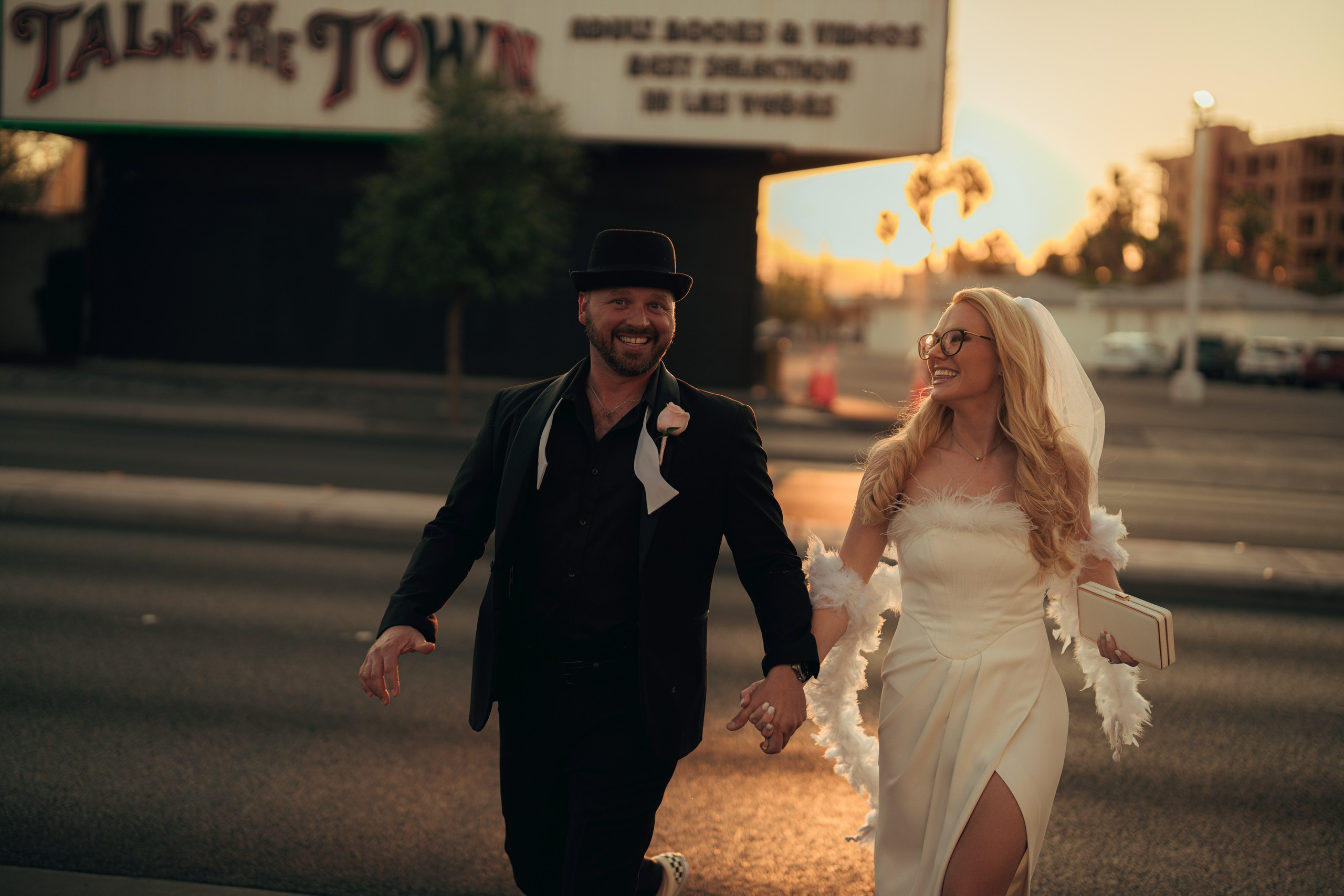 Carlee&Aaron. Wedding & elopement photographer Viktoriya Kravtsov. Las Vegas